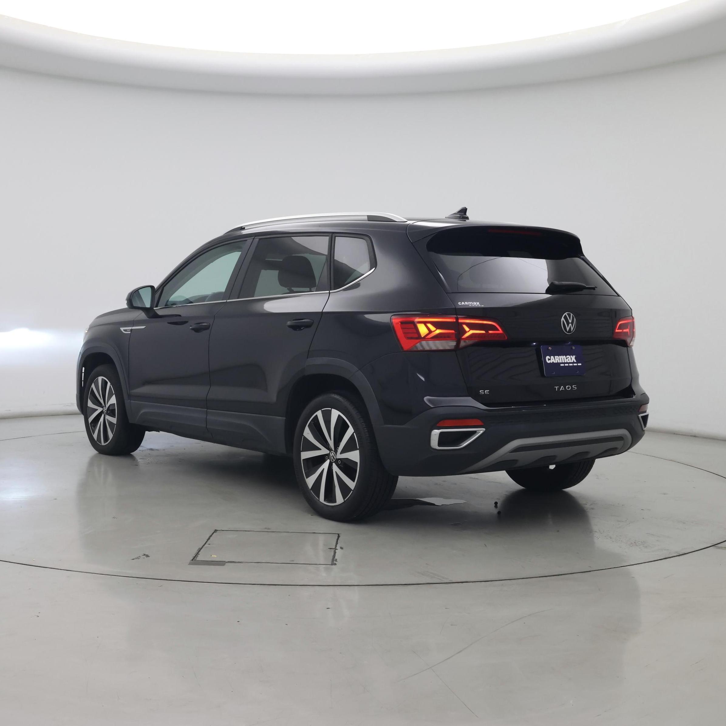Thumbnail: 2022 Volkswagen Taos - 2