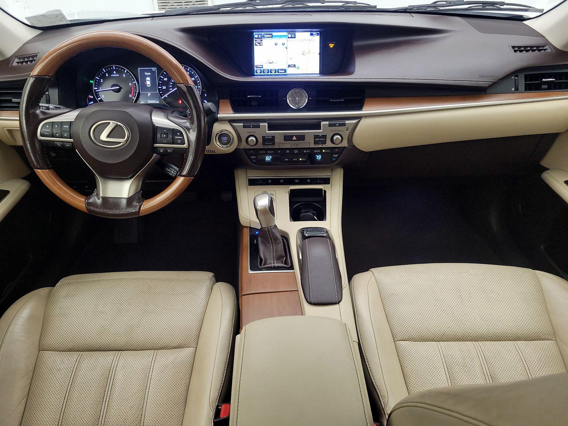 Thumbnail: 2016 Lexus ES - 9