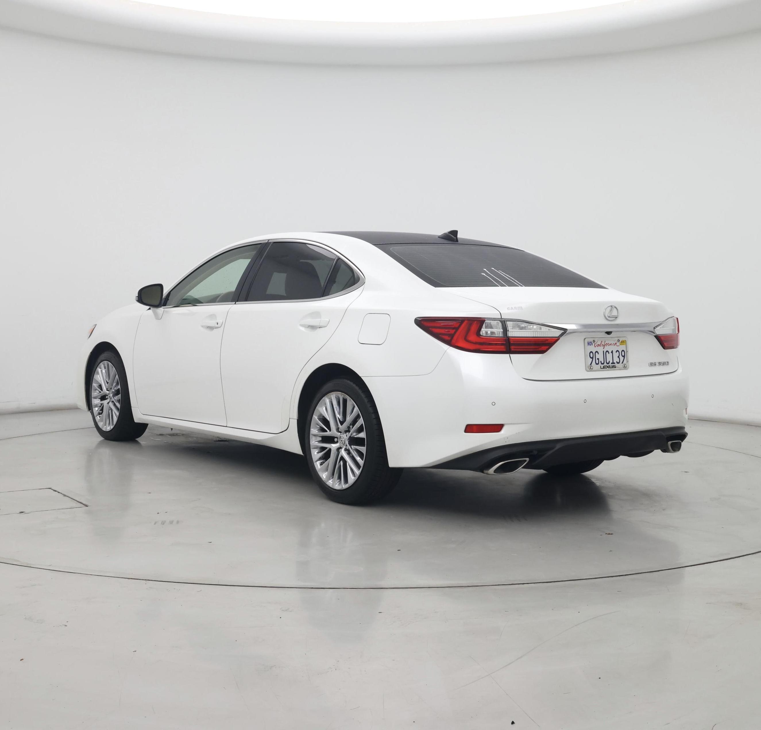 Thumbnail: 2016 Lexus ES - 2