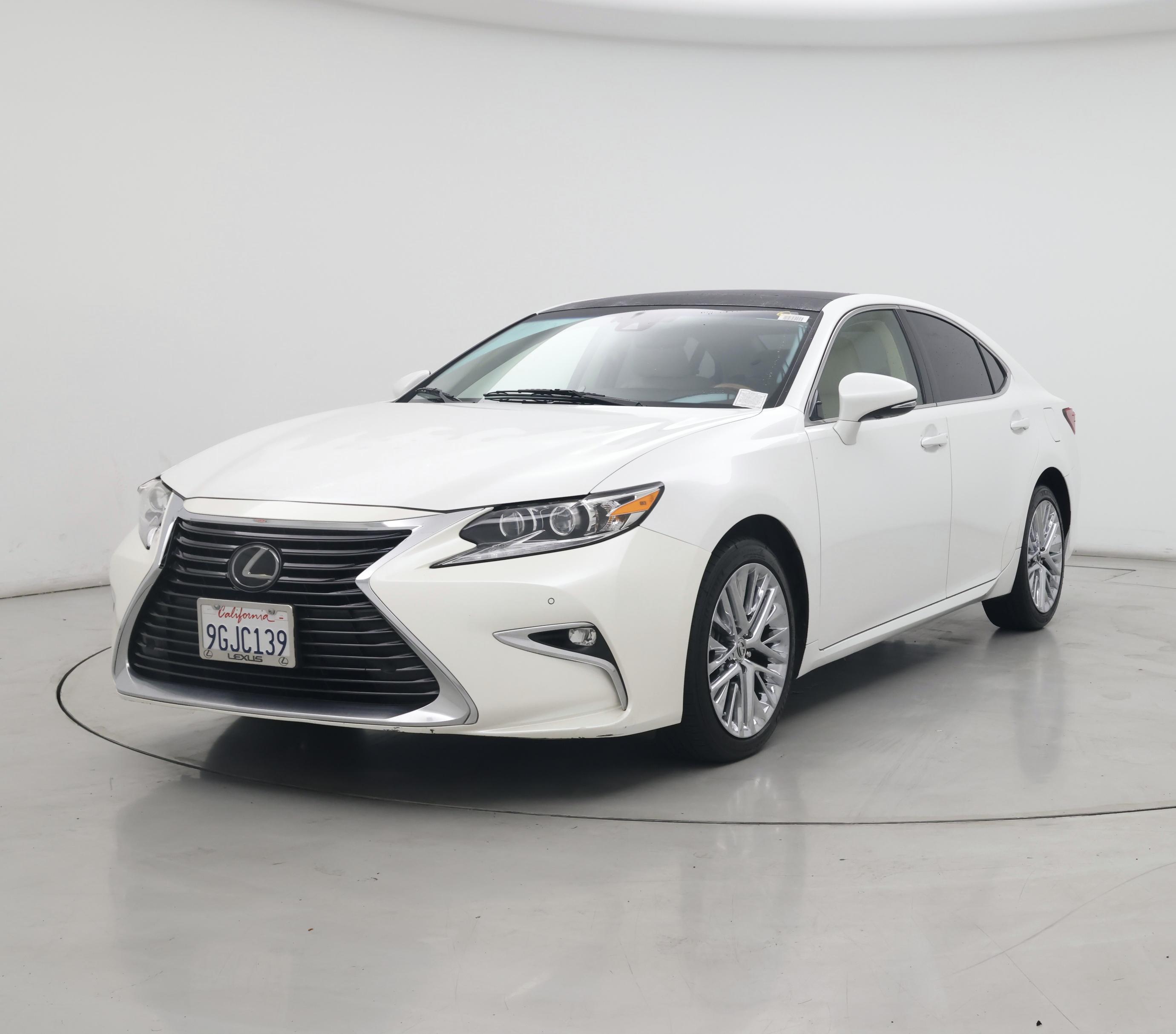 Thumbnail: 2016 Lexus ES - 4