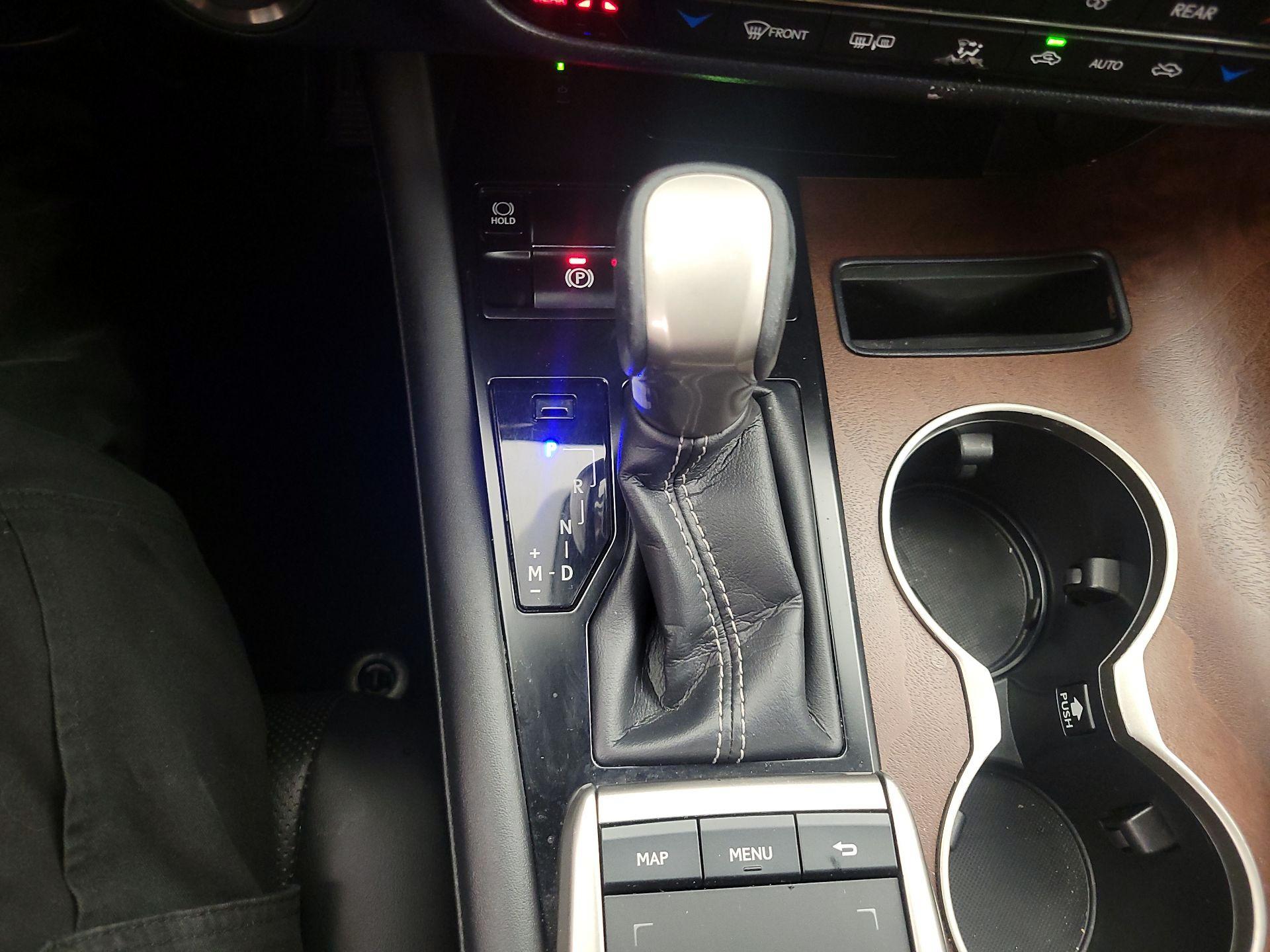 Thumbnail: 2021 Lexus RX - 16