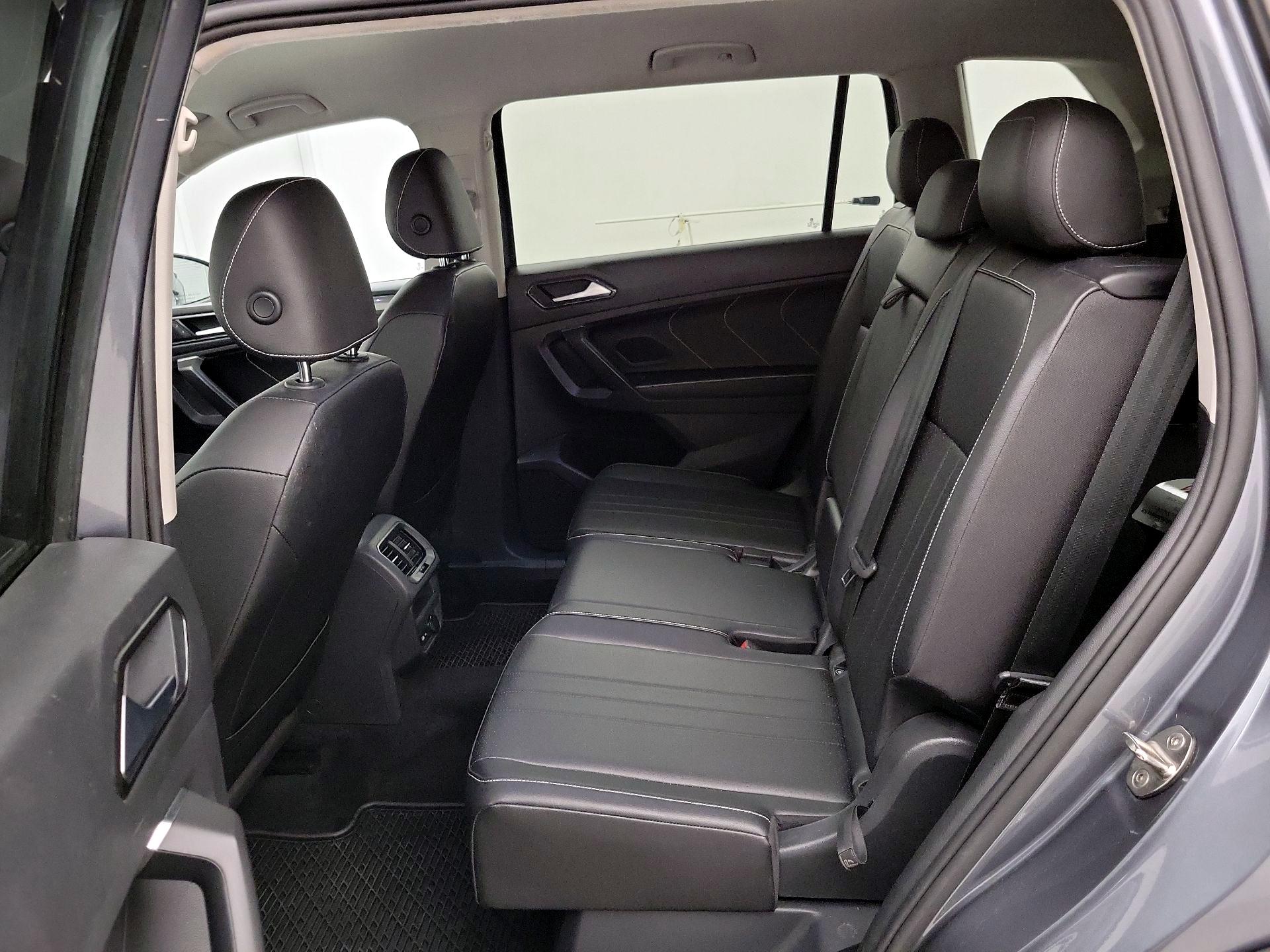 Thumbnail: 2022 Volkswagen Tiguan - 19