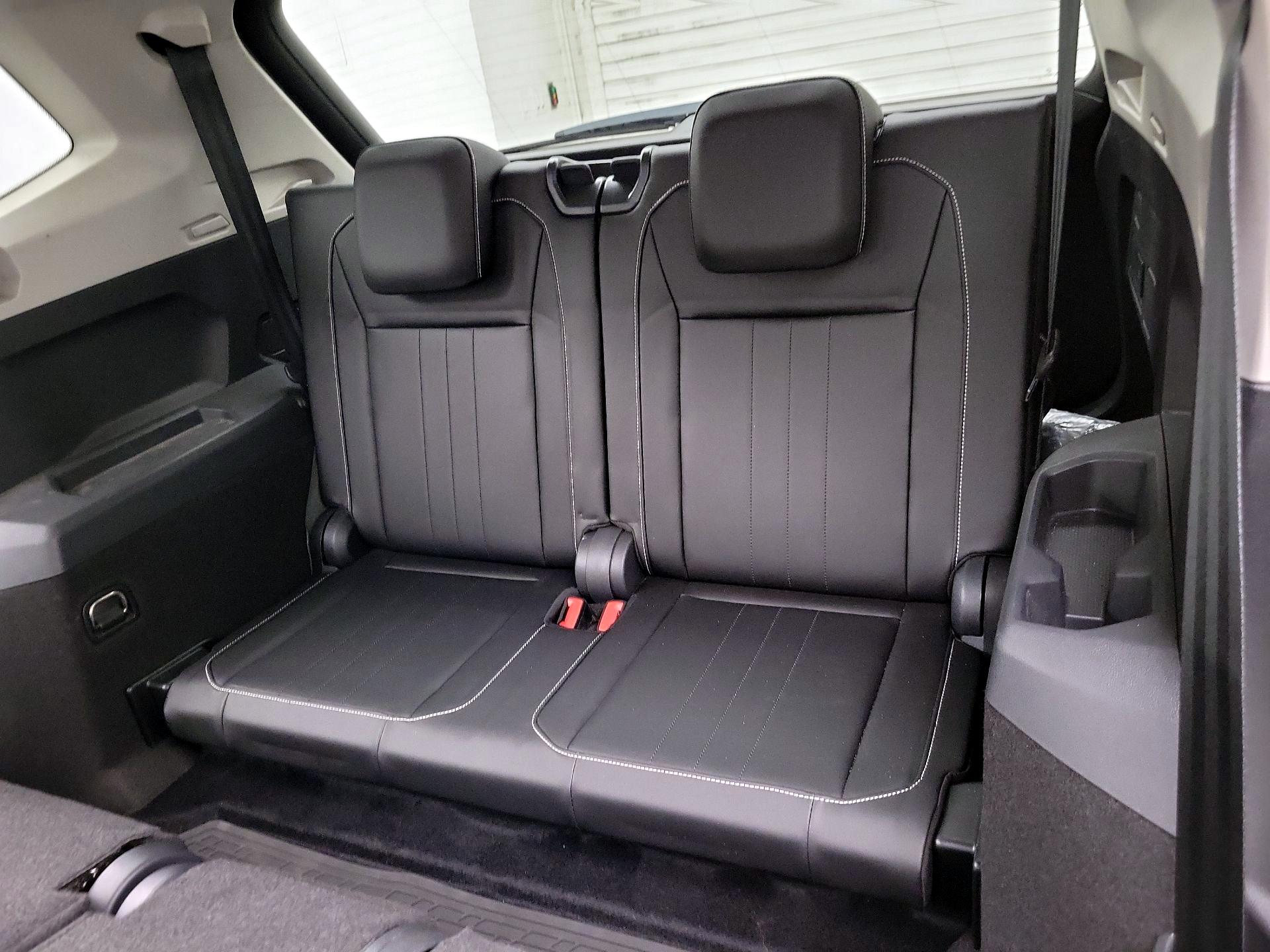 Thumbnail: 2022 Volkswagen Tiguan - 20