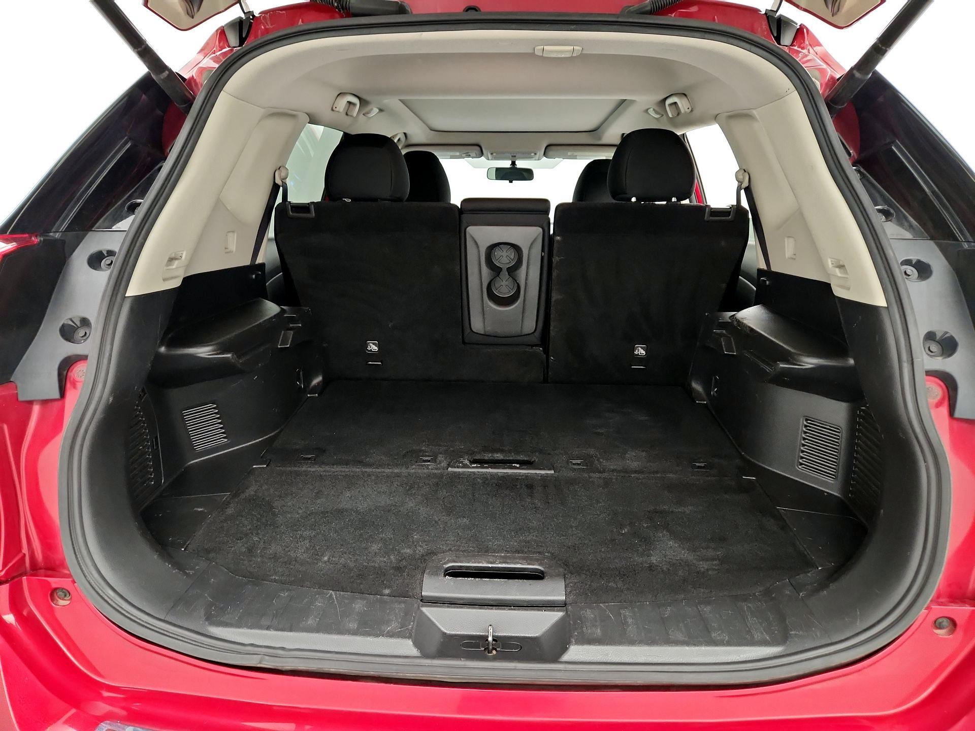 Thumbnail: 2017 Nissan Rogue - 20