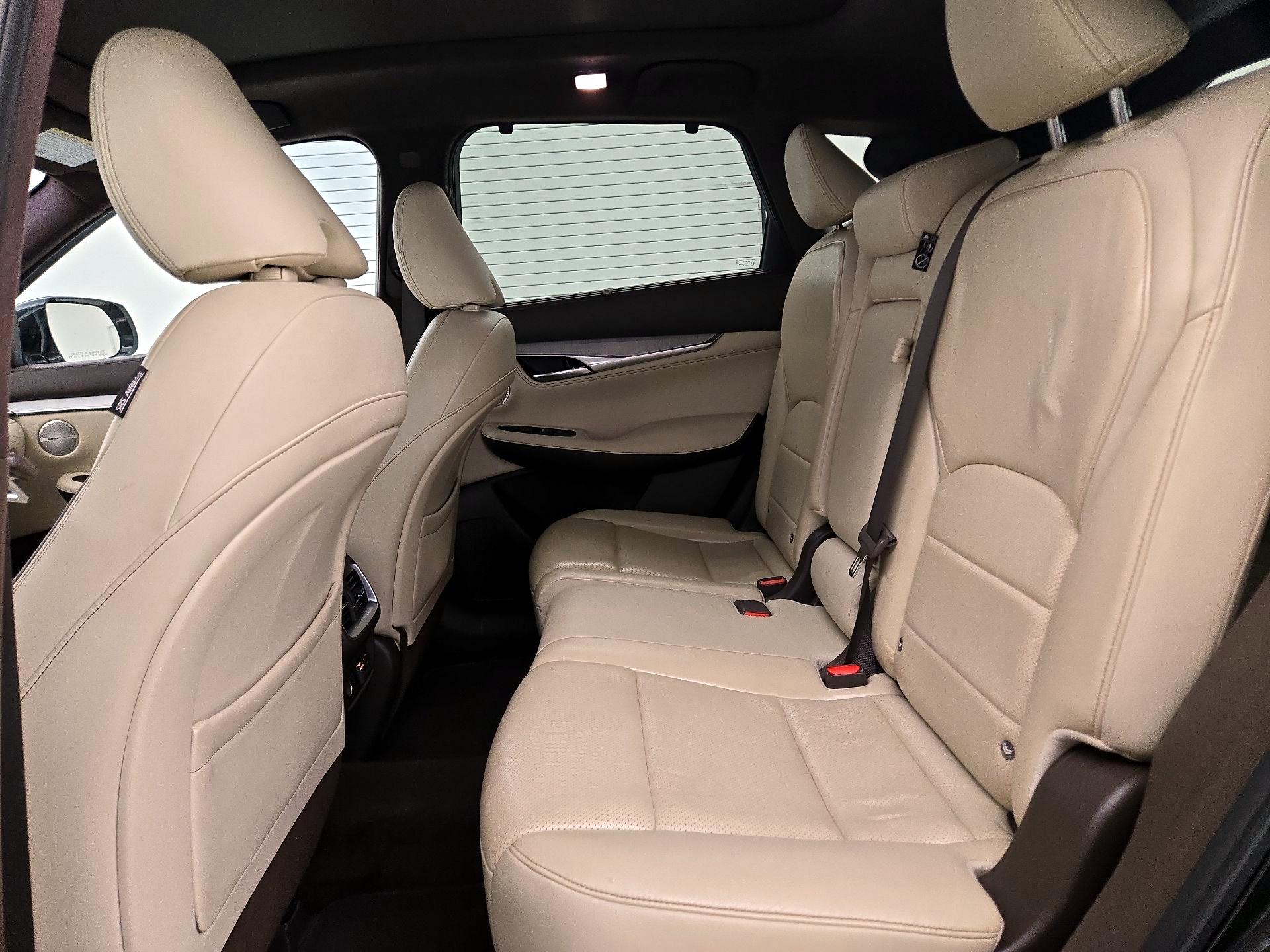 Thumbnail: 2019 INFINITI QX50 - 20