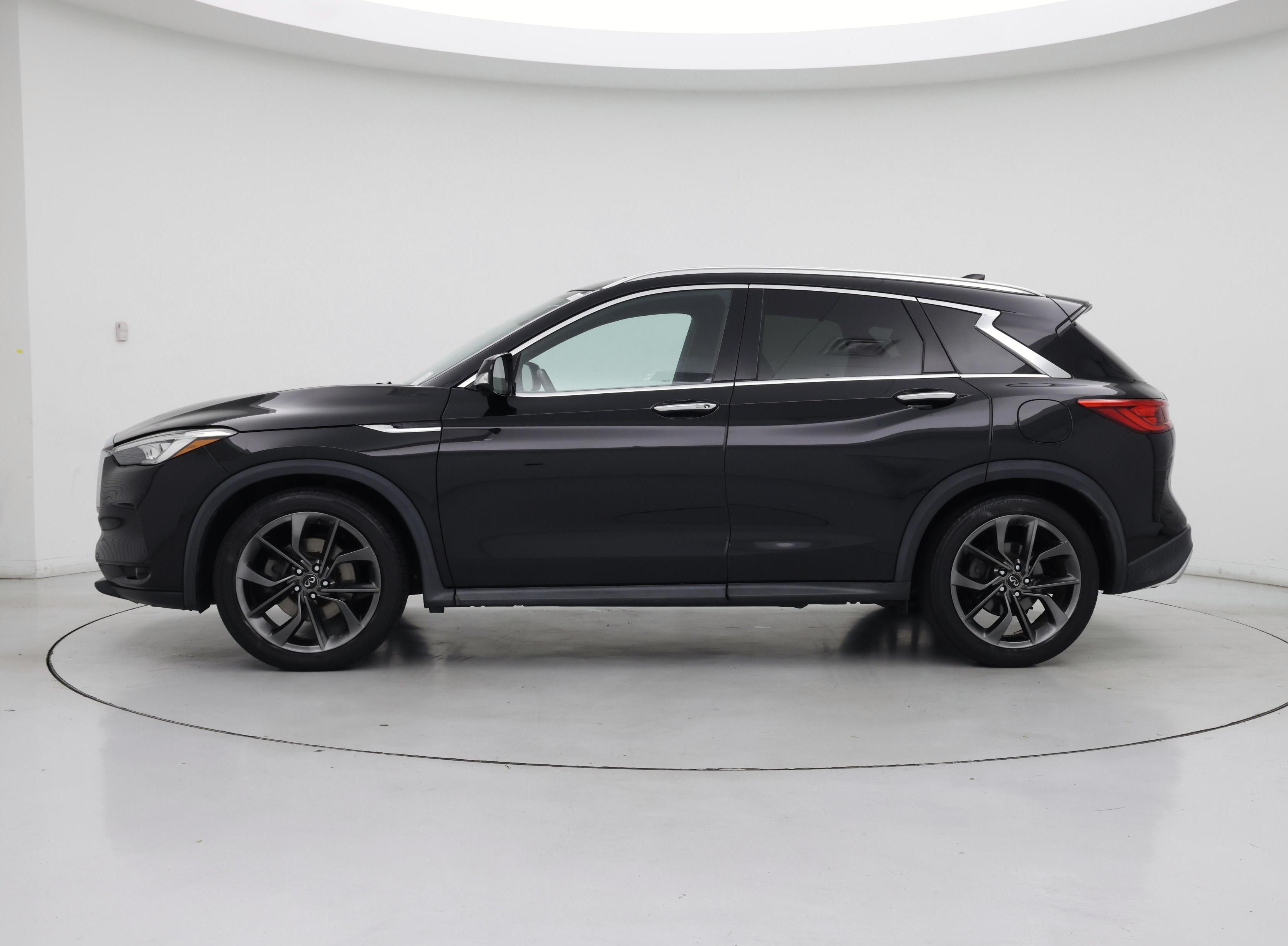 Thumbnail: 2019 INFINITI QX50 - 3