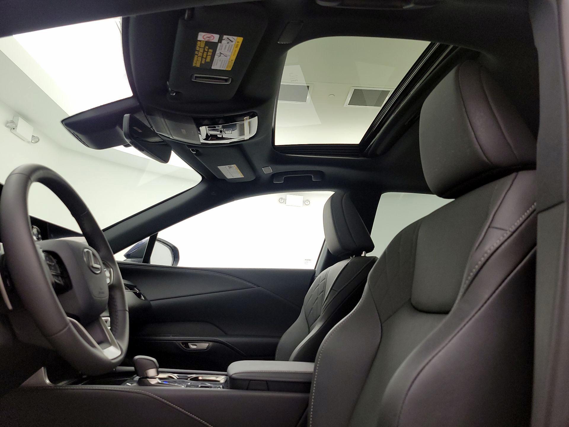 Thumbnail: 2025 Lexus RX - 20