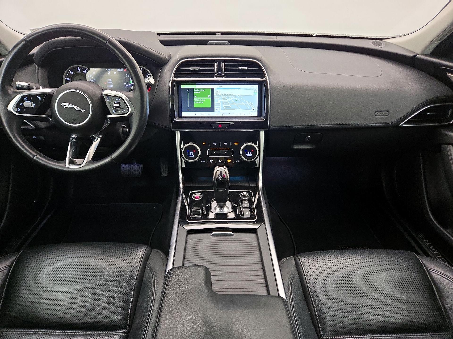 Thumbnail: 2020 Jaguar XE - 9