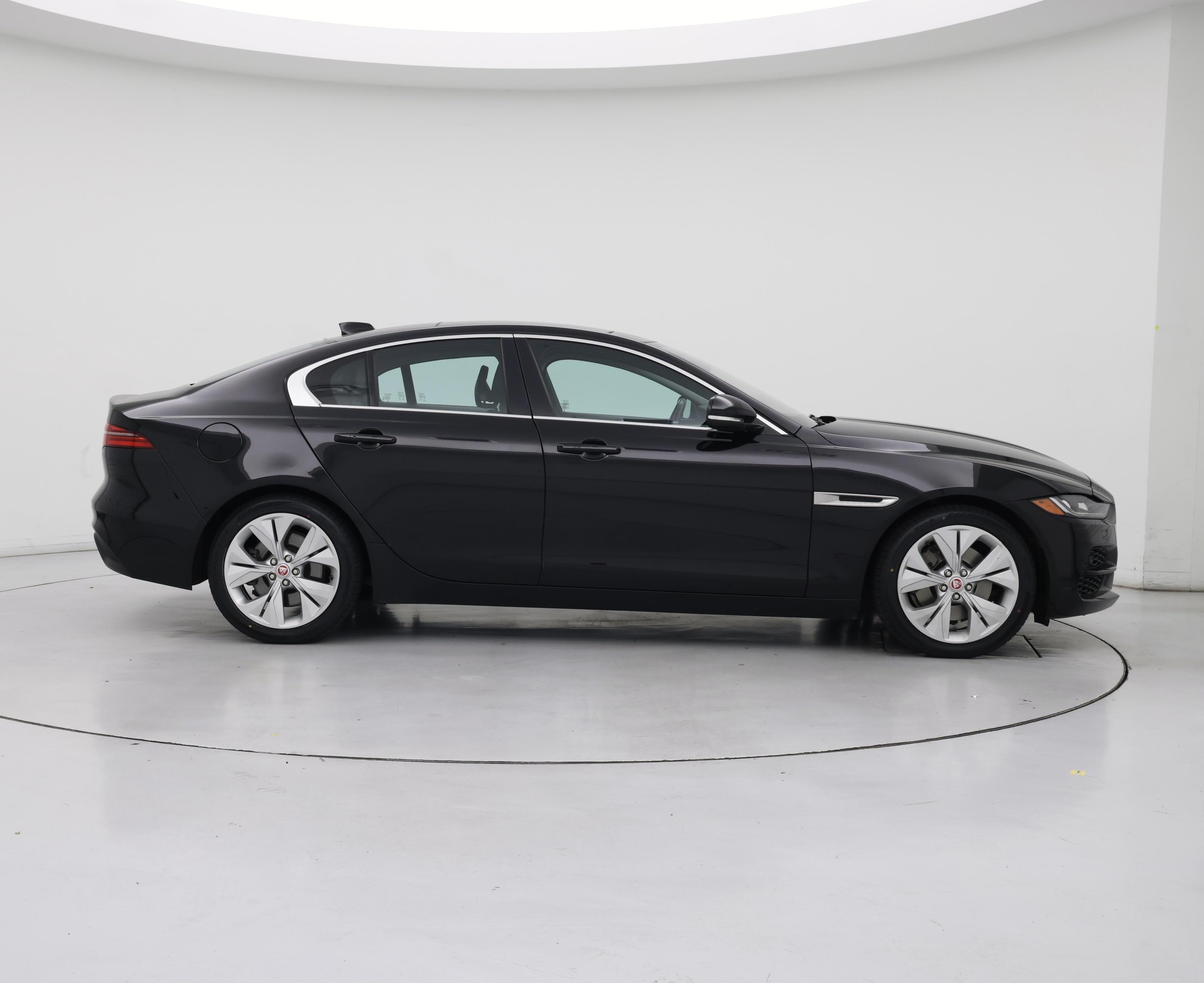 Thumbnail: 2020 Jaguar XE - 7