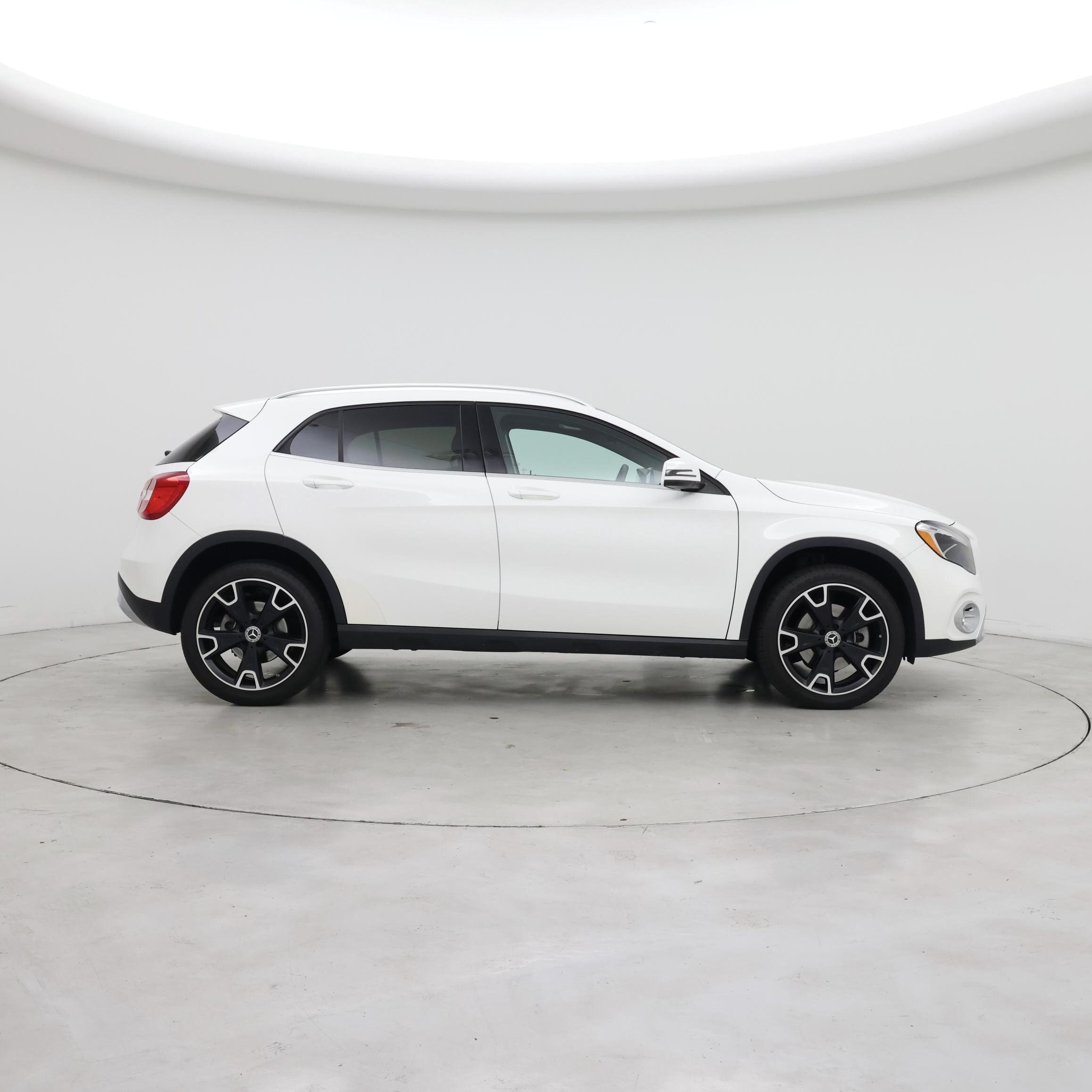 Thumbnail: 2020 Mercedes-Benz GLA - 7