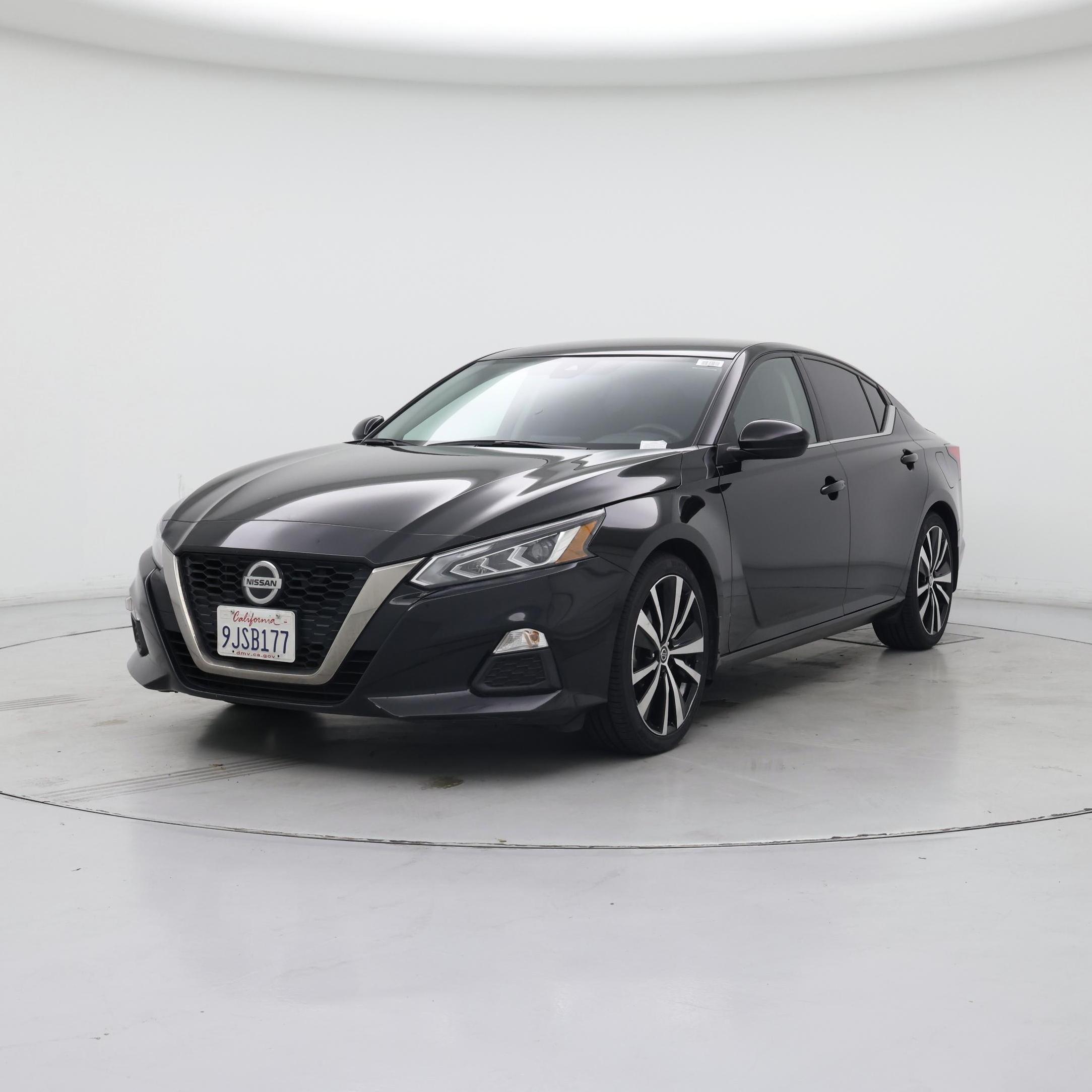 Thumbnail: 2022 Nissan Altima - 4