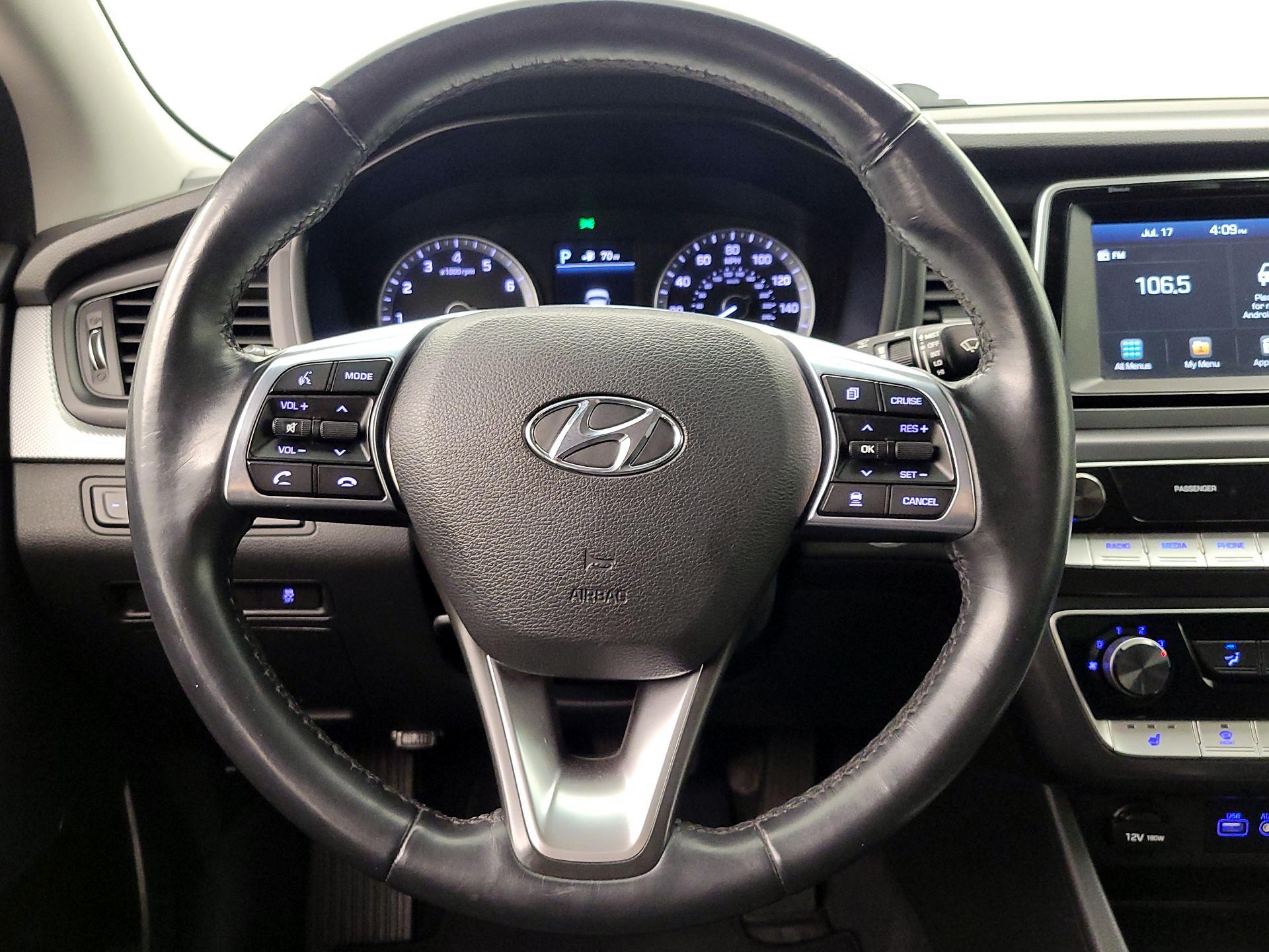 Thumbnail: 2018 Hyundai Sonata - 10