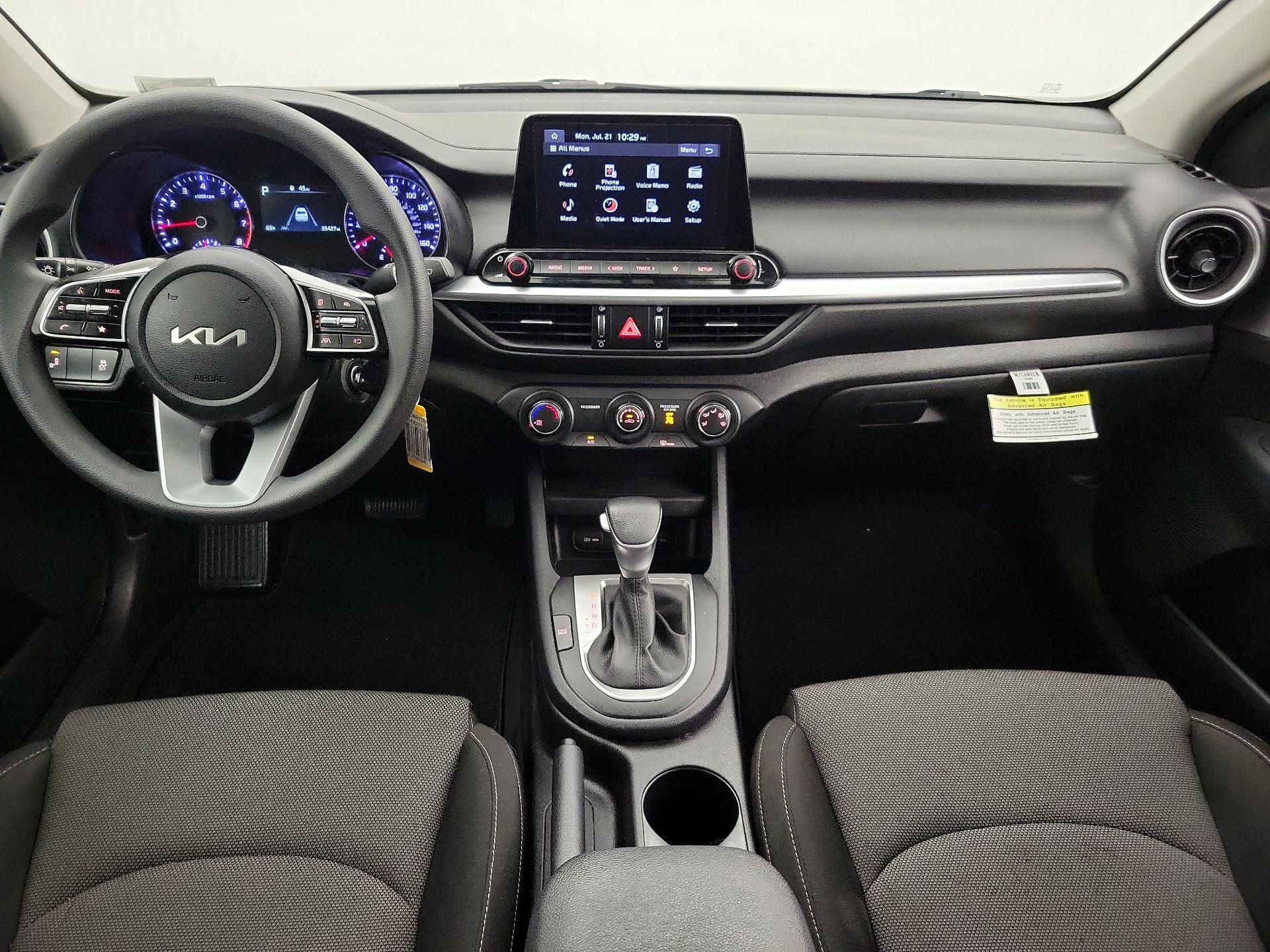 Thumbnail: 2023 Kia Forte - 9