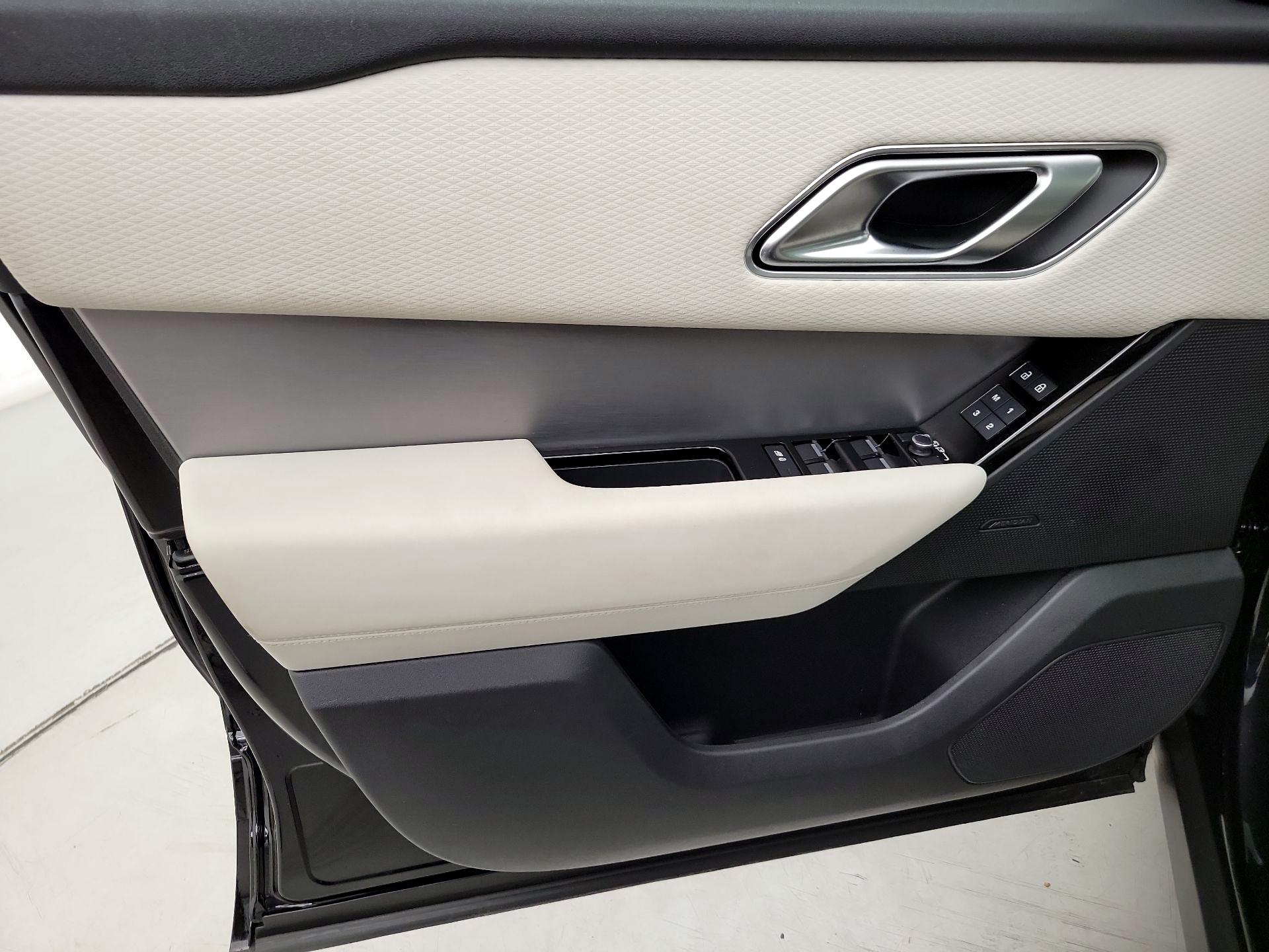 Thumbnail: 2023 Land Rover Range Rover Velar - 12