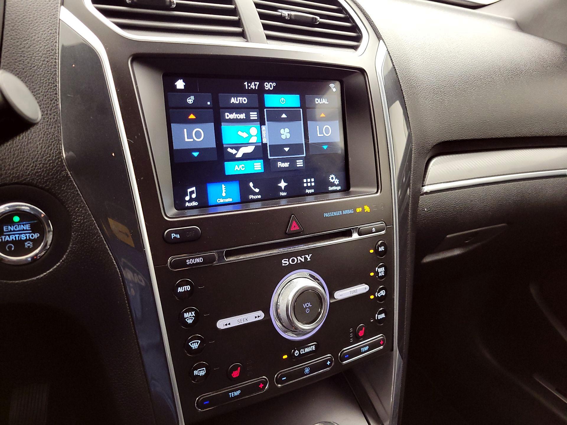 Thumbnail: 2017 Ford Explorer - 17