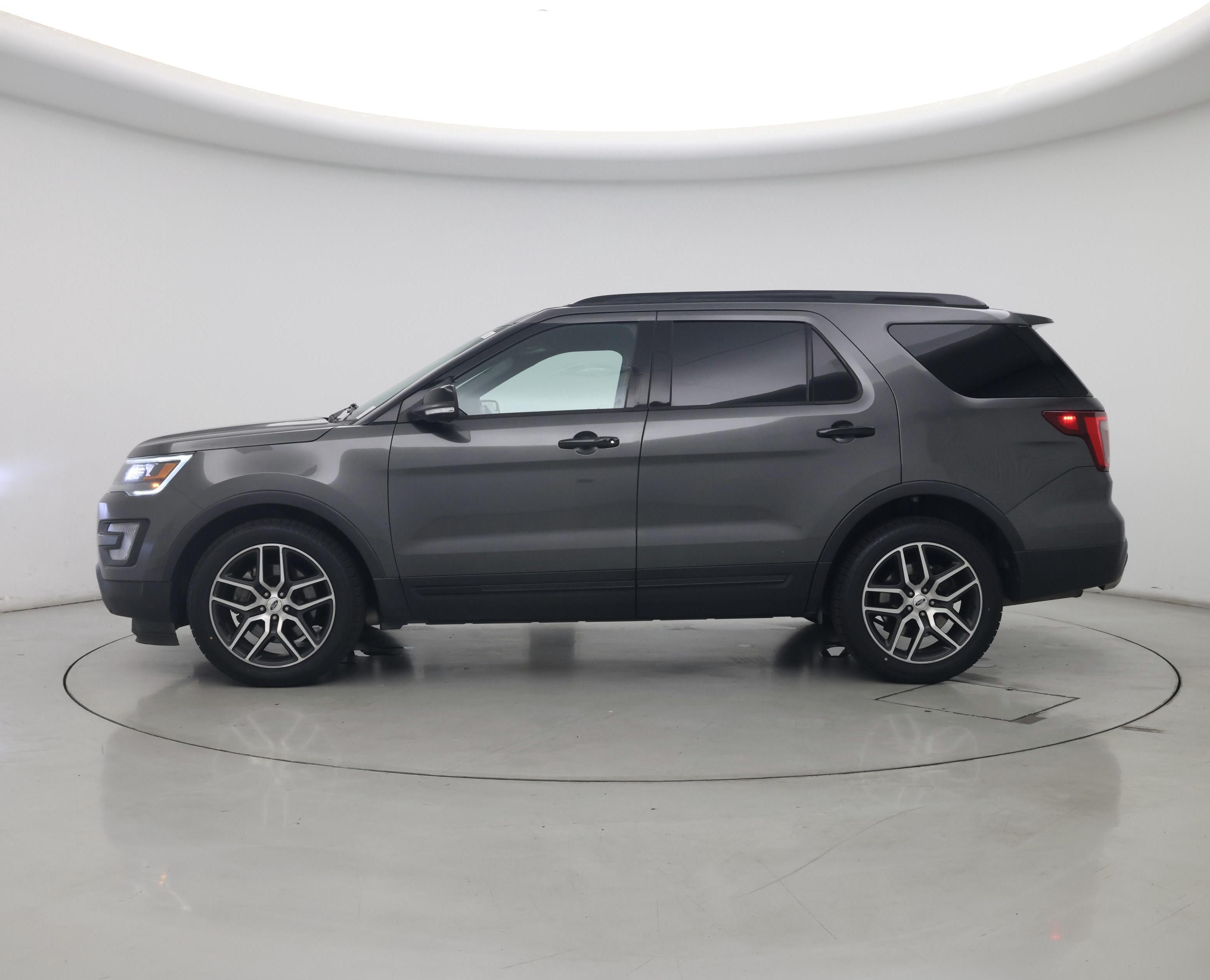 Thumbnail: 2017 Ford Explorer - 3