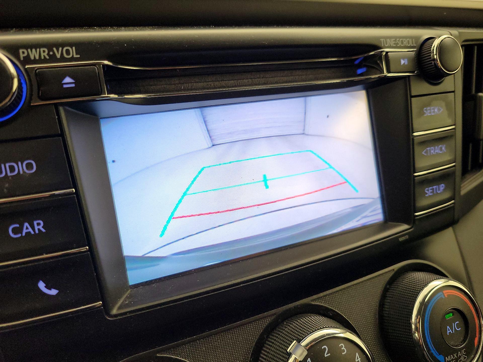 Thumbnail: 2016 Toyota RAV4 - 14