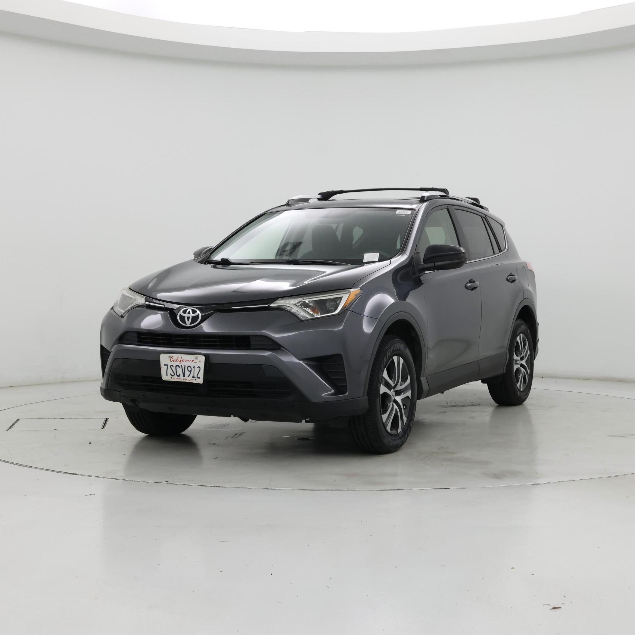 Thumbnail: 2016 Toyota RAV4 - 4