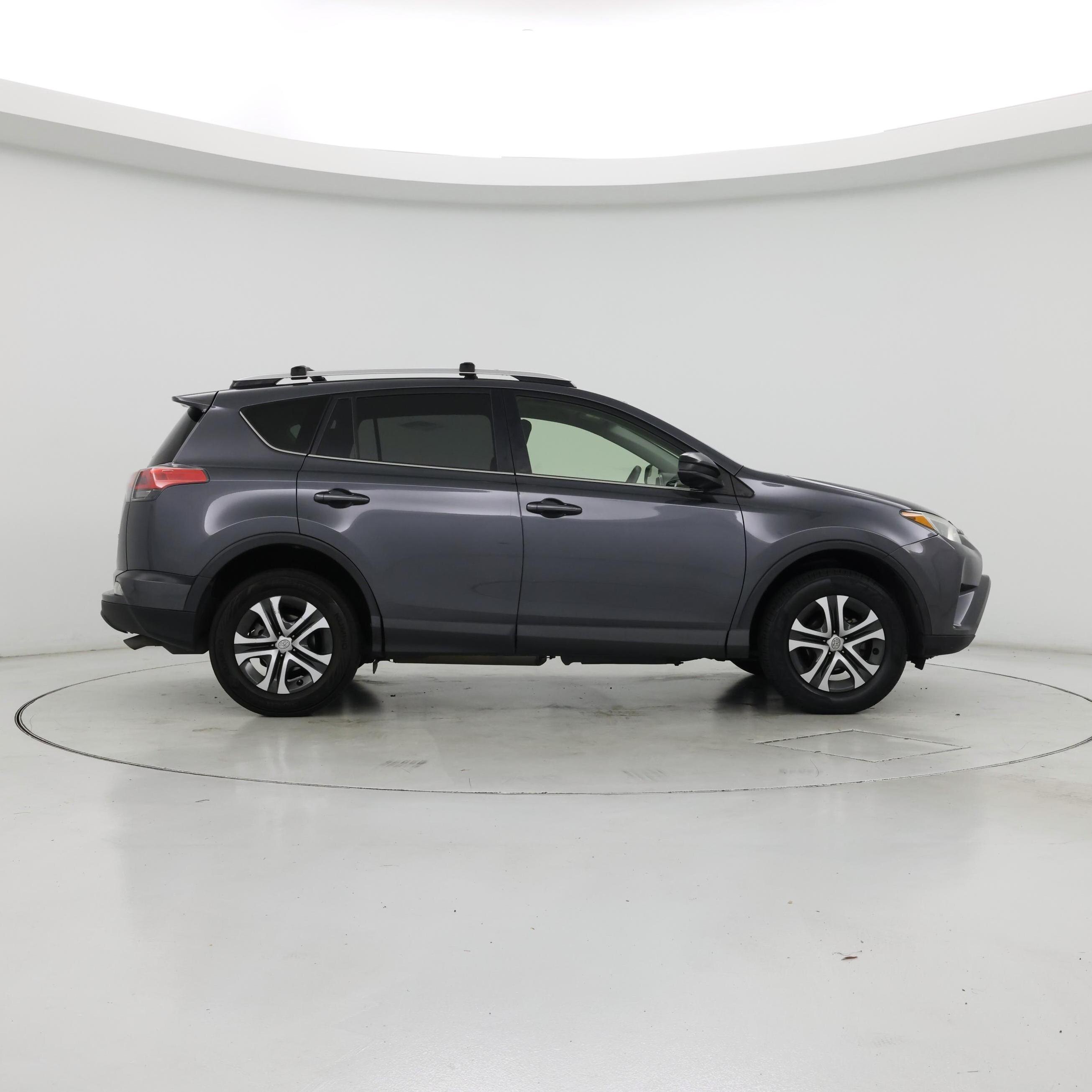 Thumbnail: 2016 Toyota RAV4 - 7