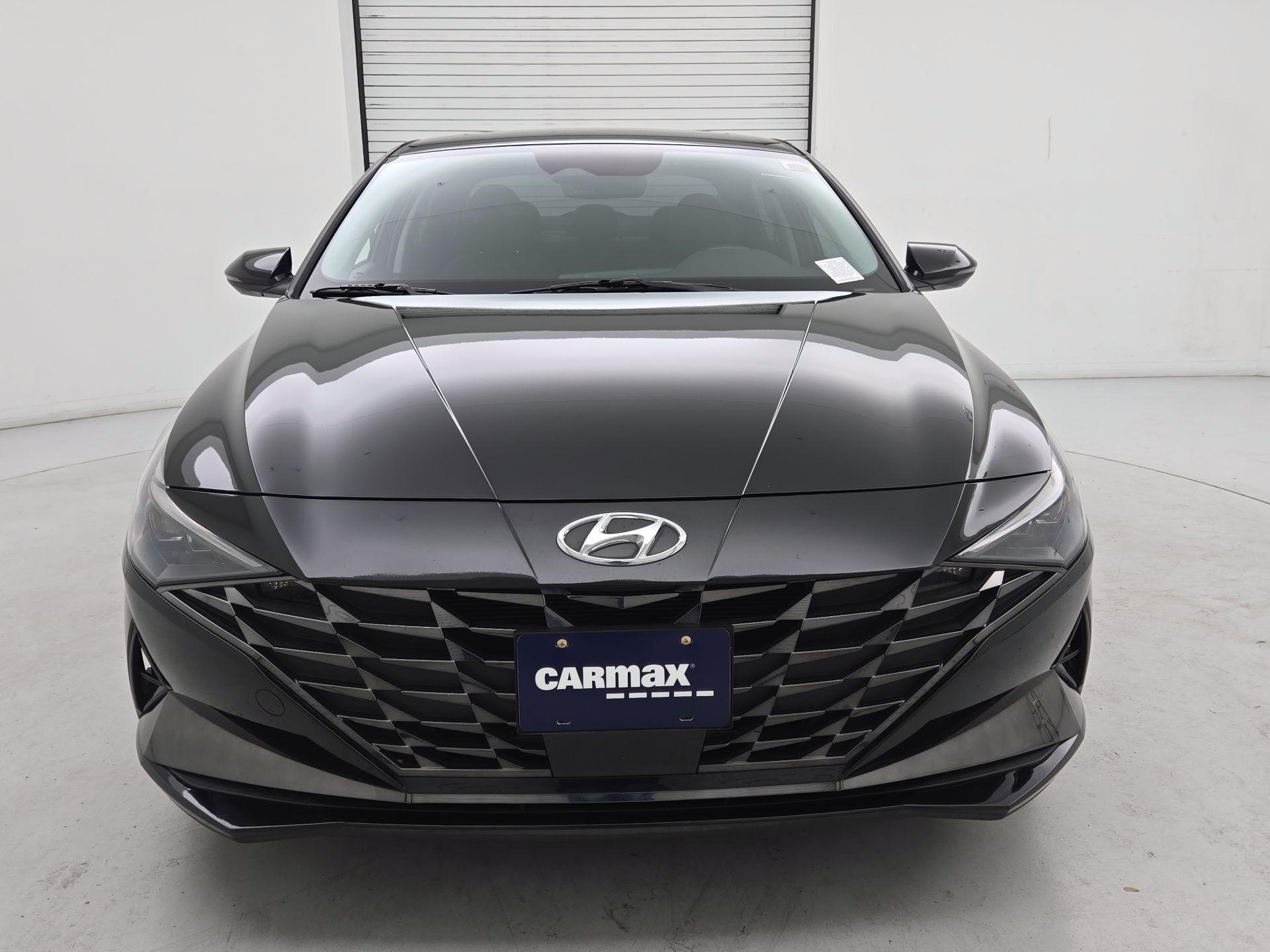 Thumbnail: 2023 Hyundai Elantra - 2