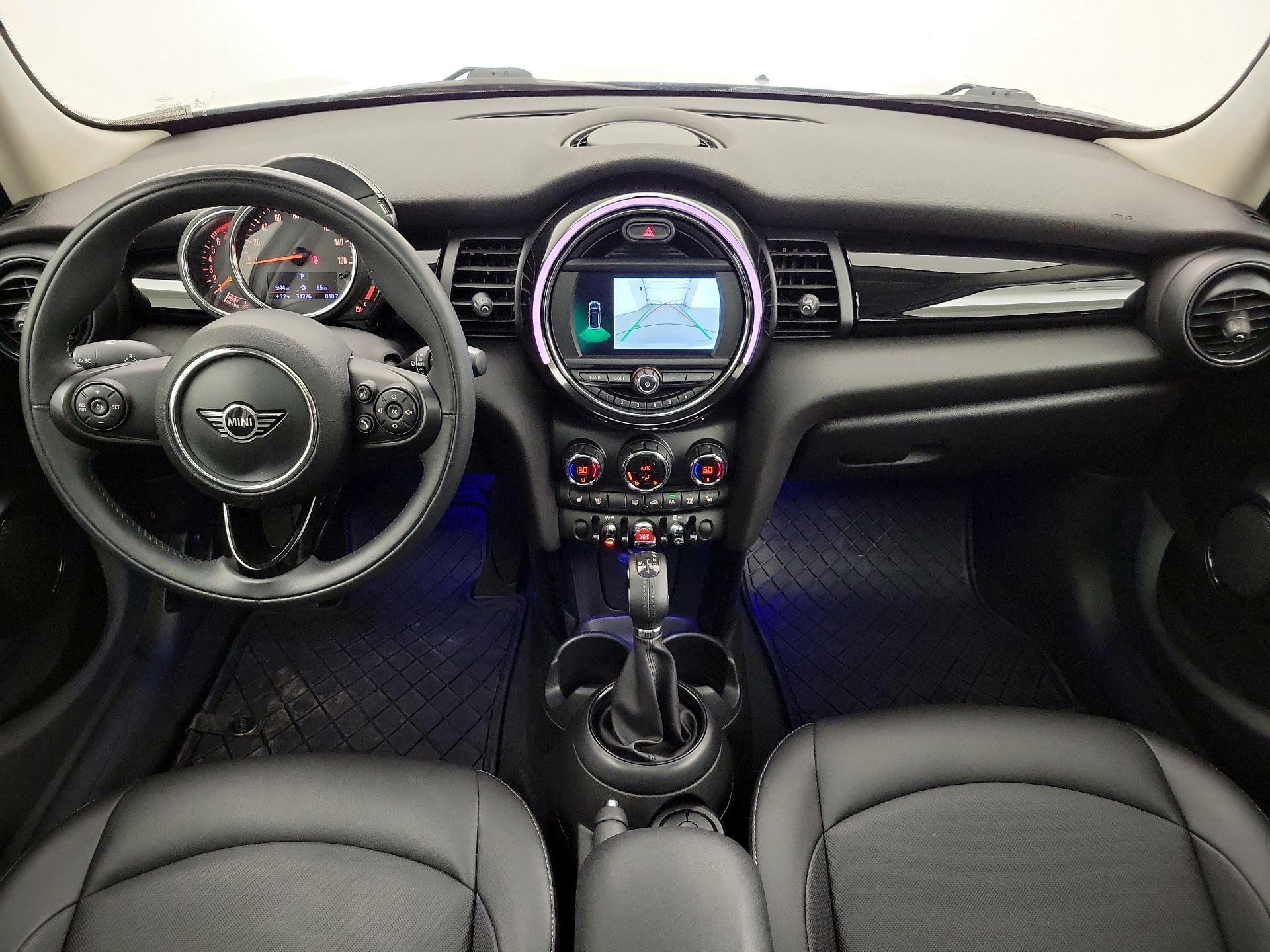 Thumbnail: 2019 MINI Cooper Hardtop - 9