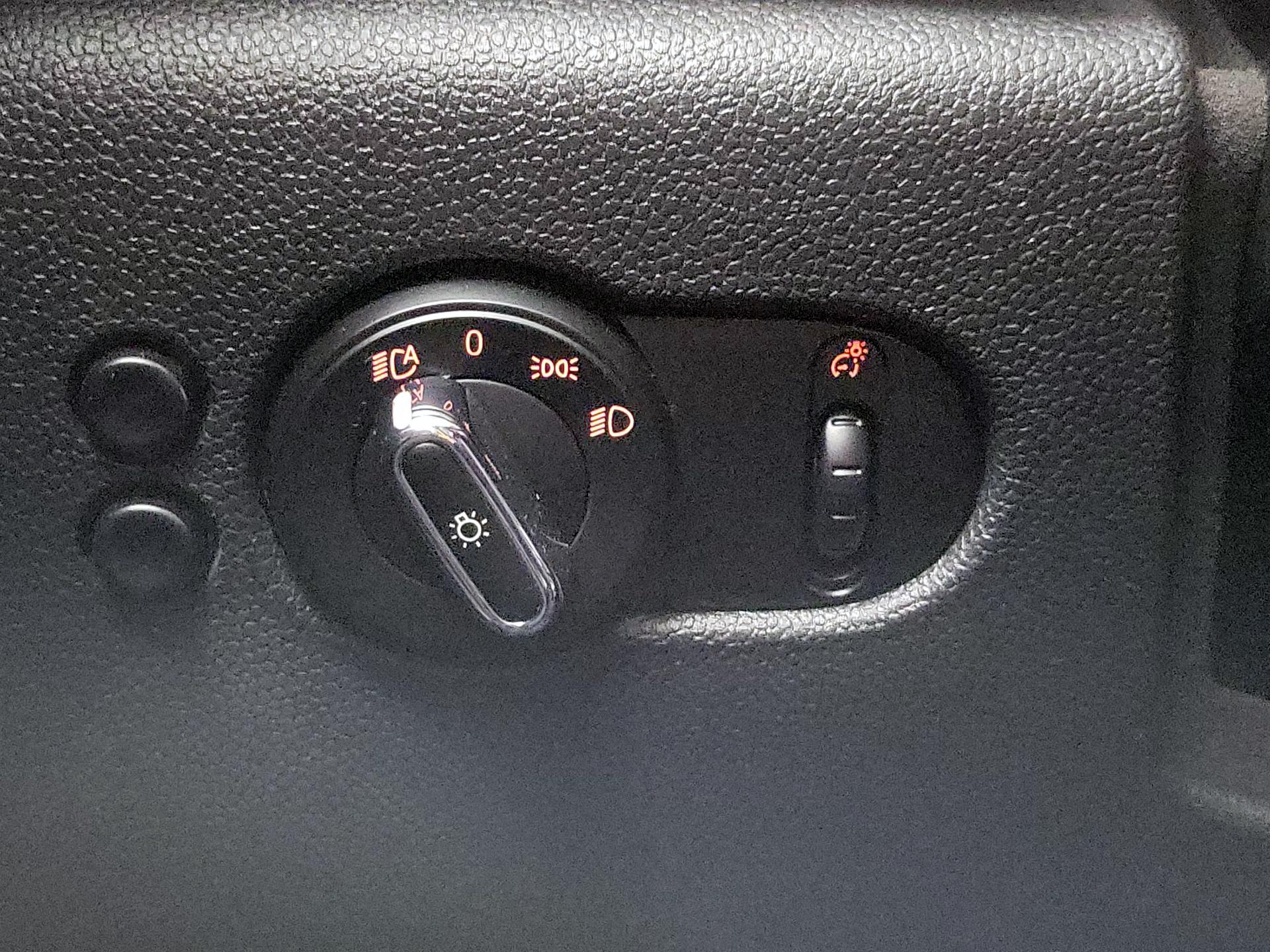 Thumbnail: 2019 MINI Cooper Hardtop - 13