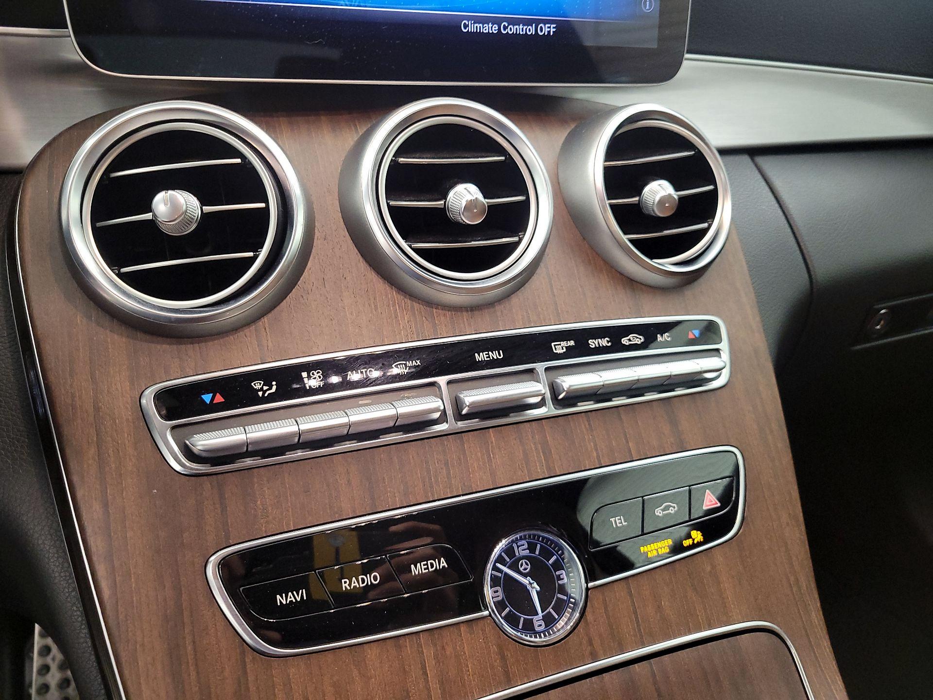 Thumbnail: 2019 Mercedes-Benz C-Class - 16