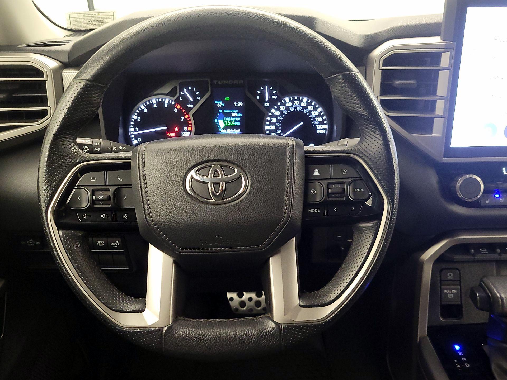 Thumbnail: 2022 Toyota Tundra - 10