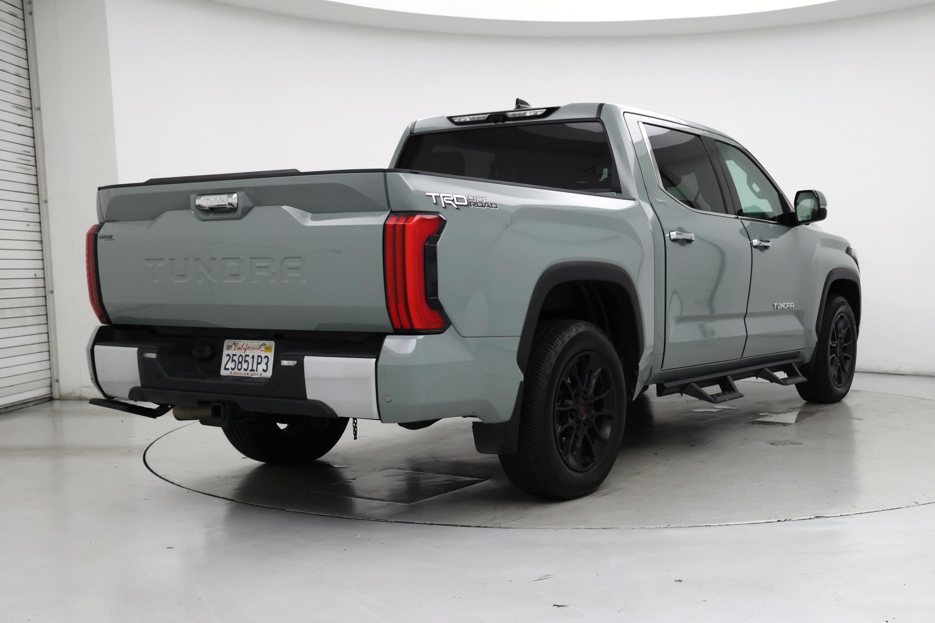 Thumbnail: 2022 Toyota Tundra - 8