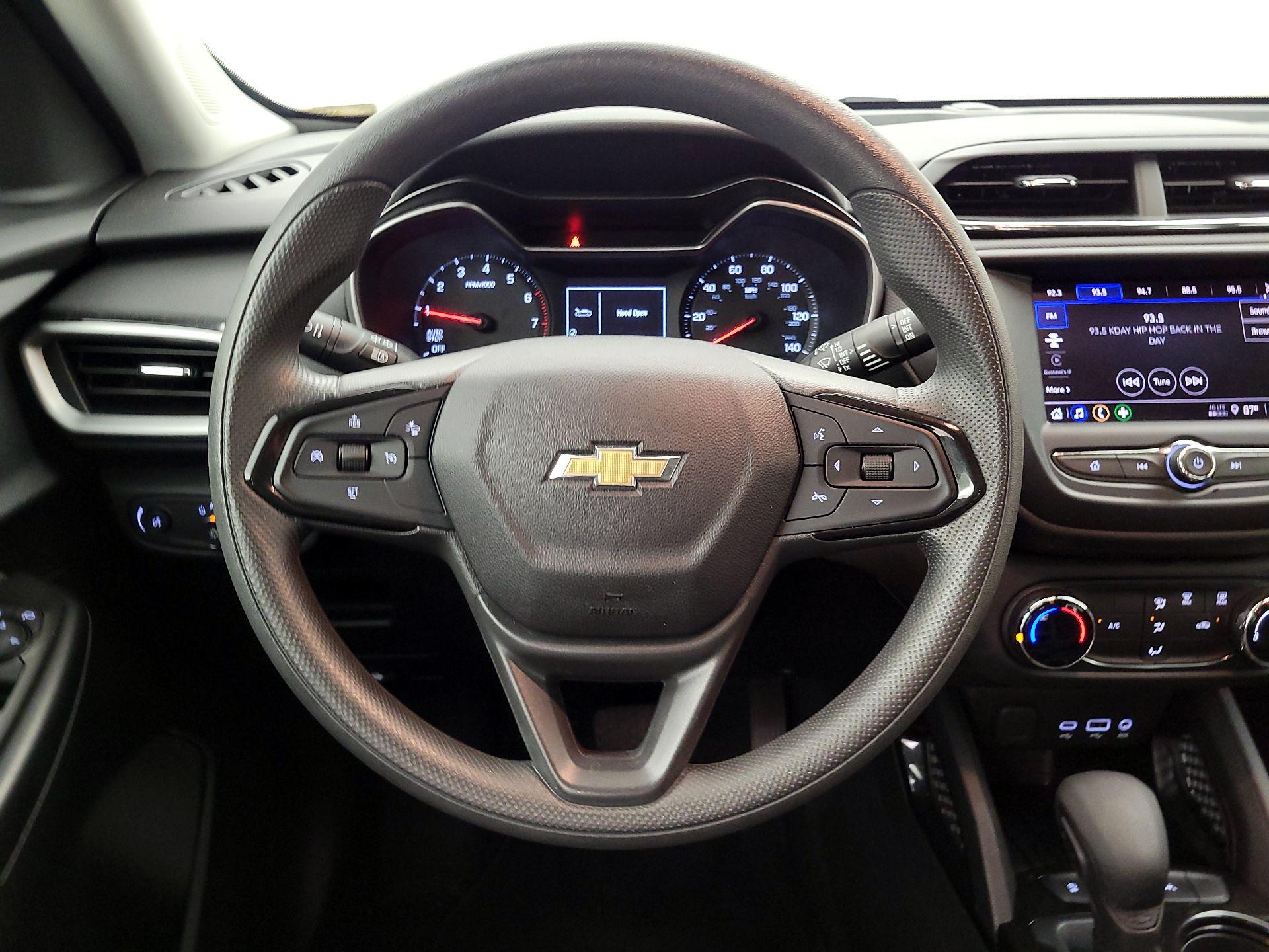 Thumbnail: 2023 Chevrolet TrailBlazer - 10