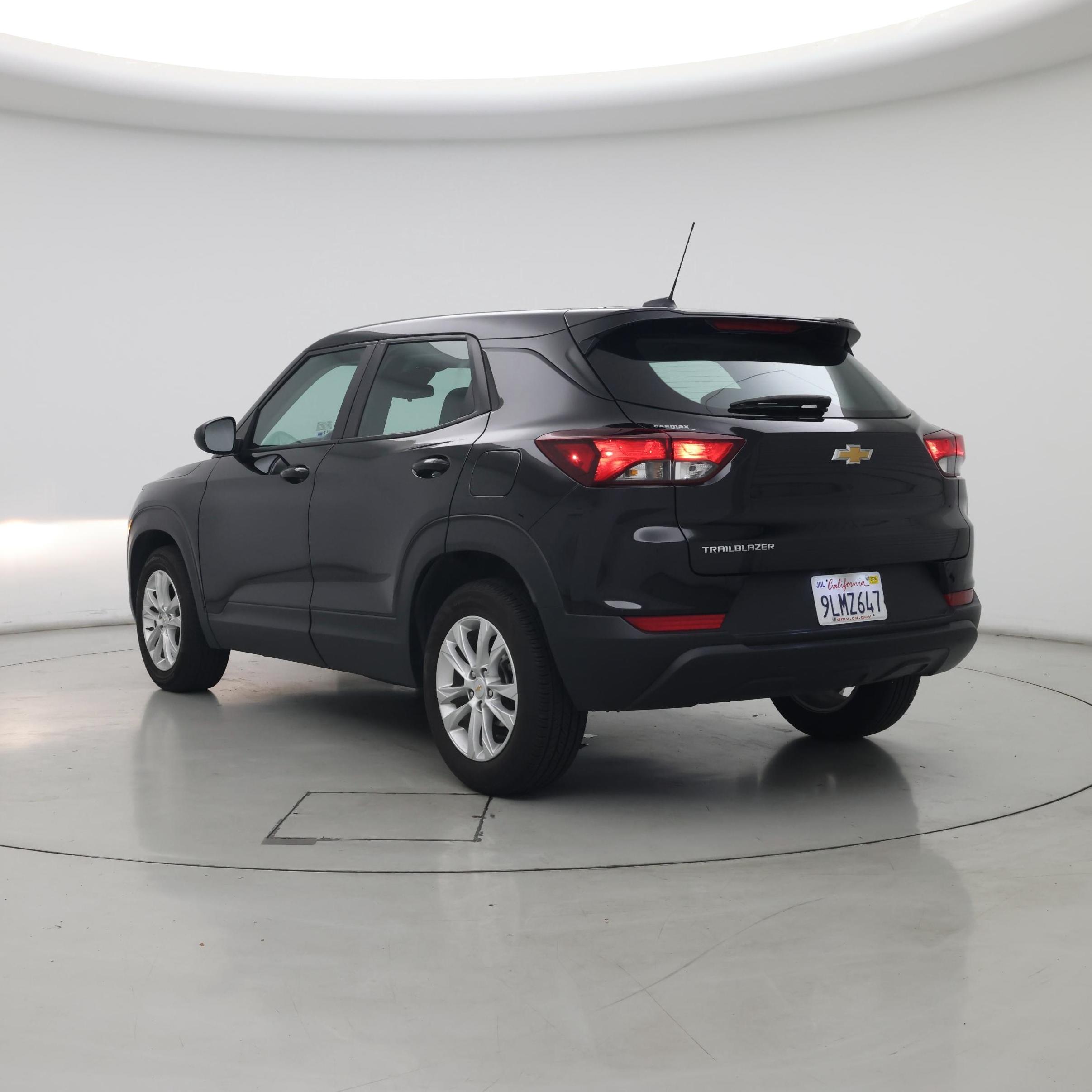 Thumbnail: 2023 Chevrolet TrailBlazer - 2
