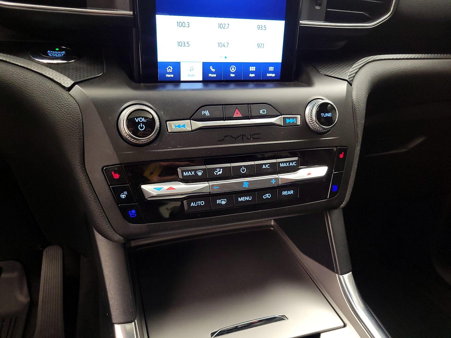 Thumbnail: 2020 Ford Explorer - 17