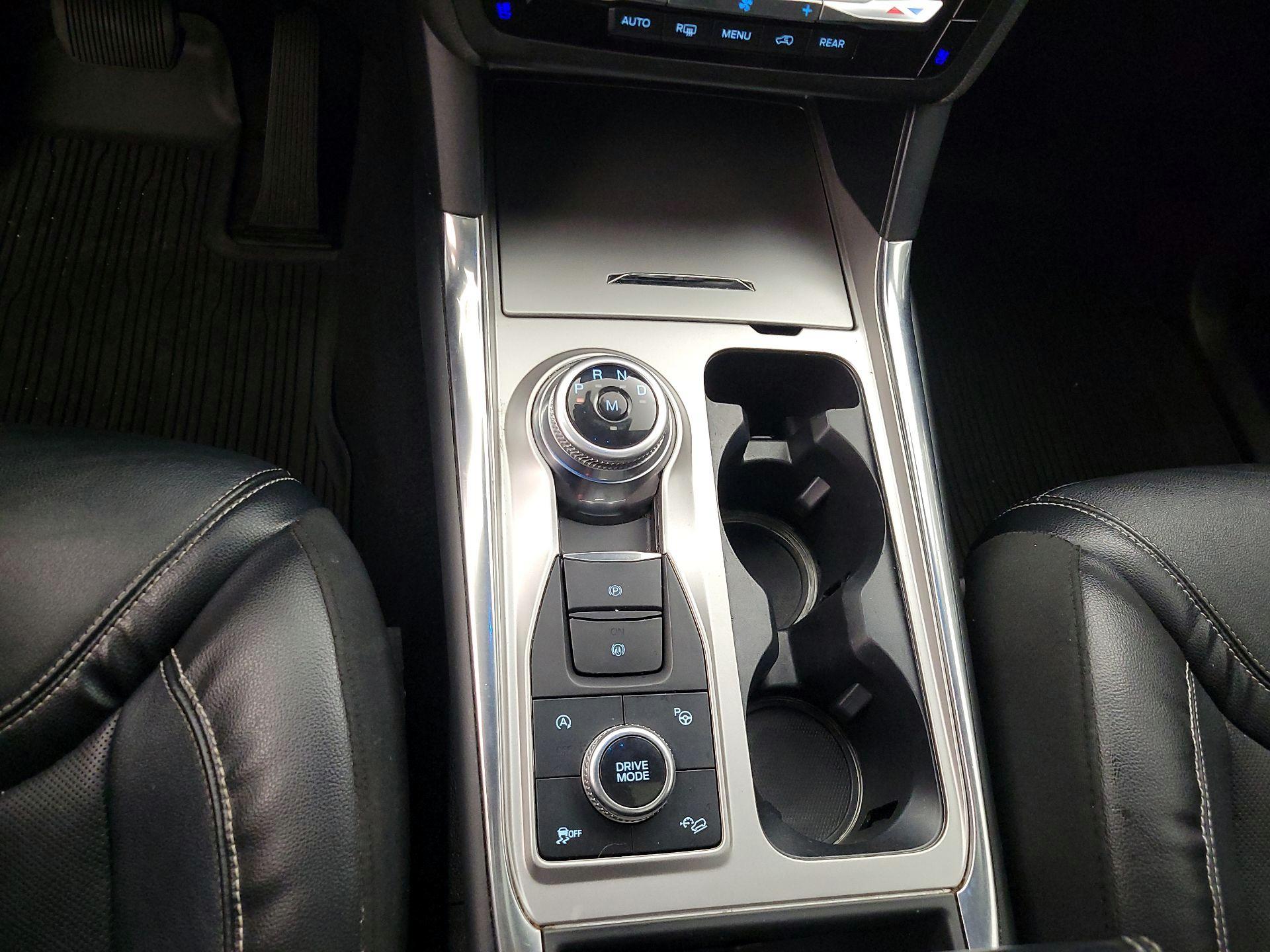 Thumbnail: 2020 Ford Explorer - 18