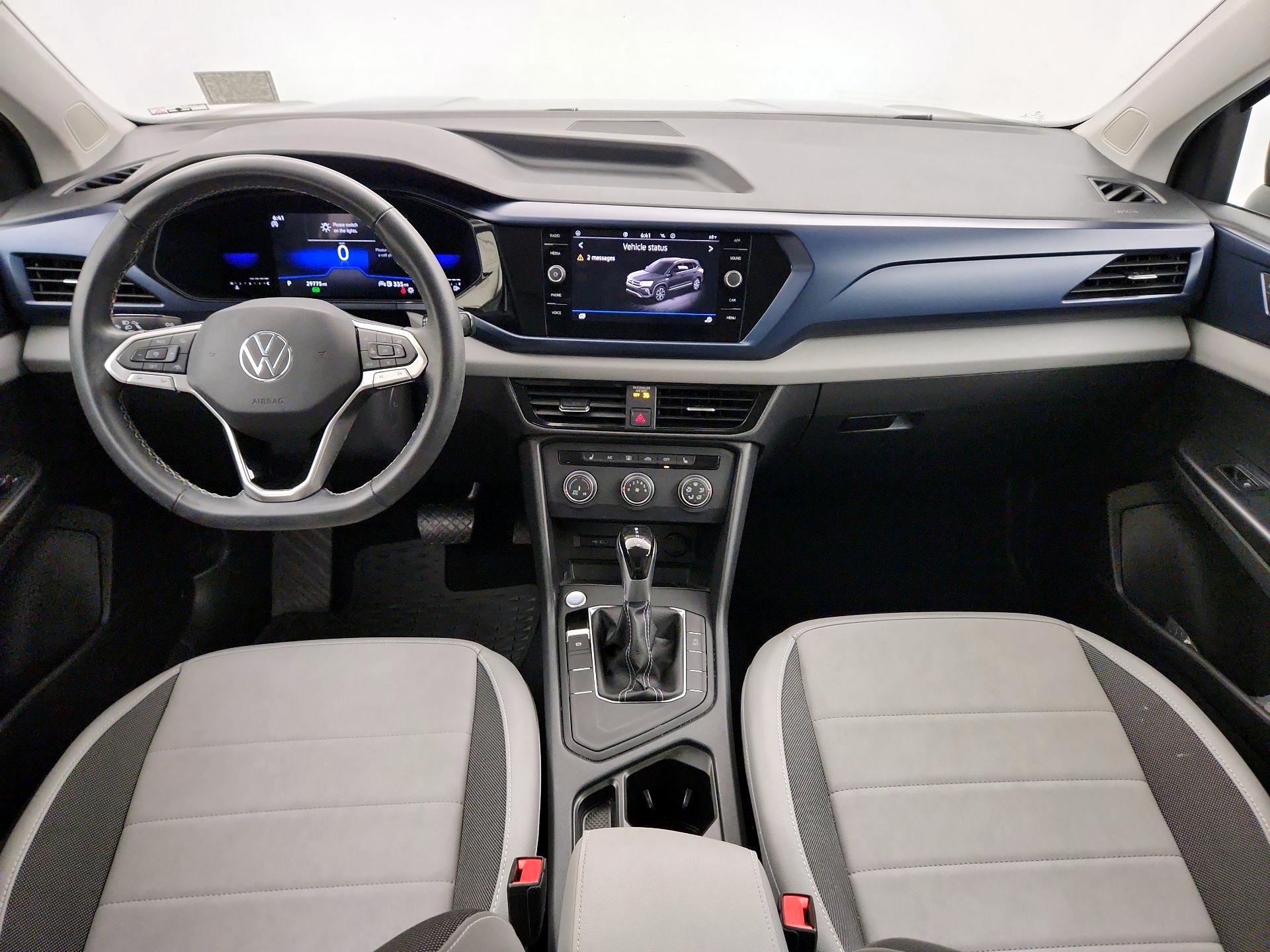Thumbnail: 2022 Volkswagen Taos - 9
