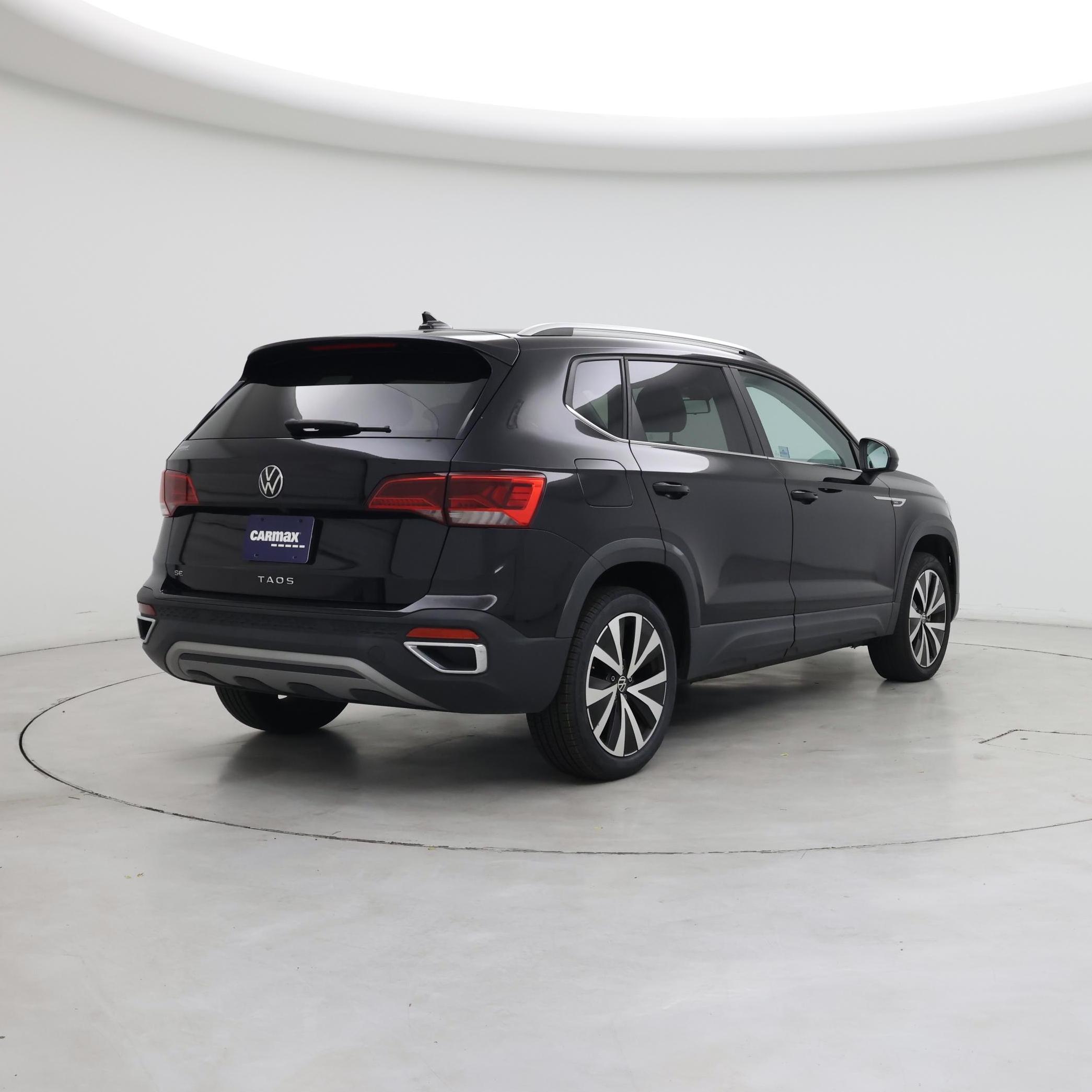 Thumbnail: 2022 Volkswagen Taos - 8