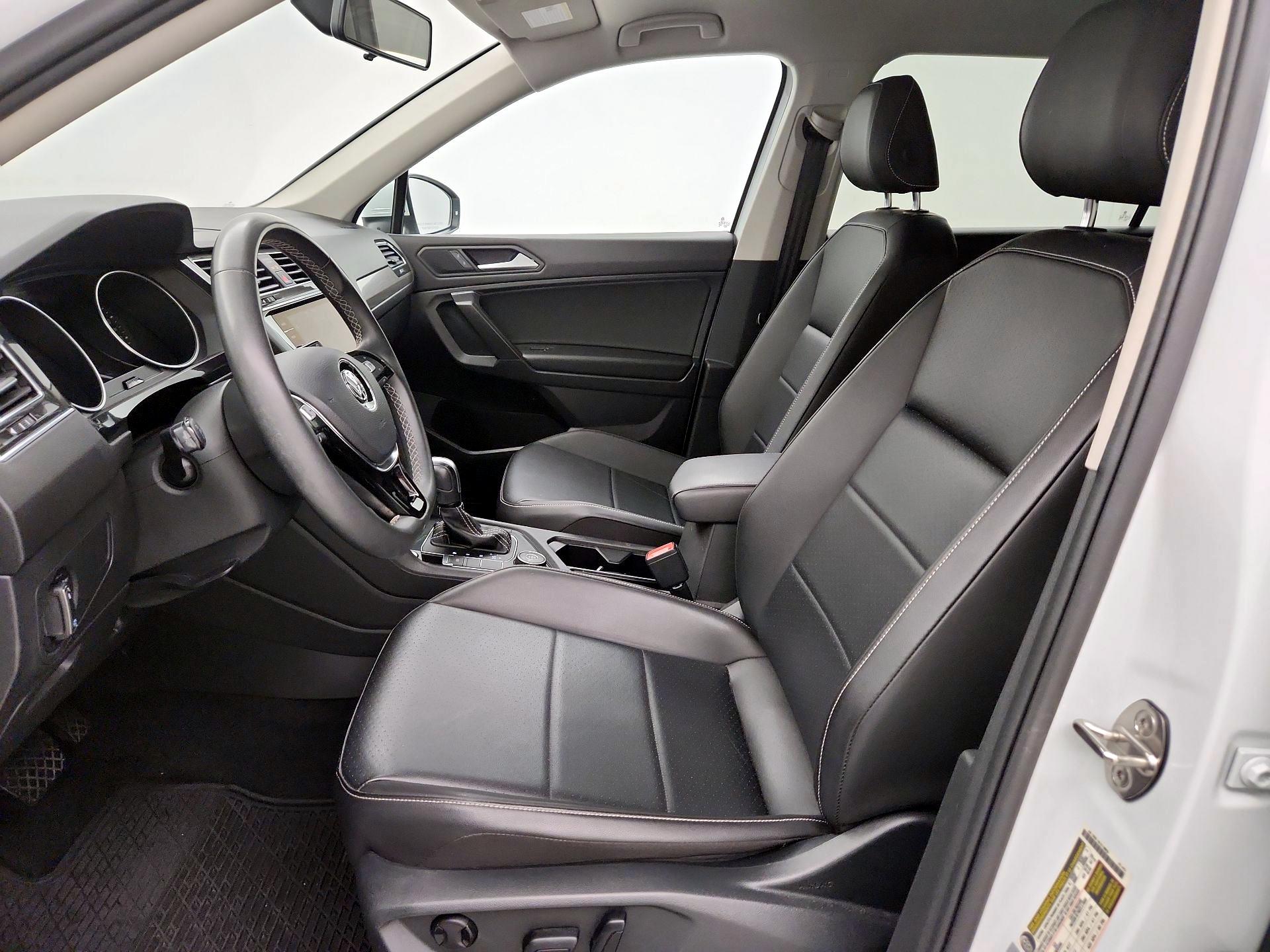 Thumbnail: 2021 Volkswagen Tiguan - 11