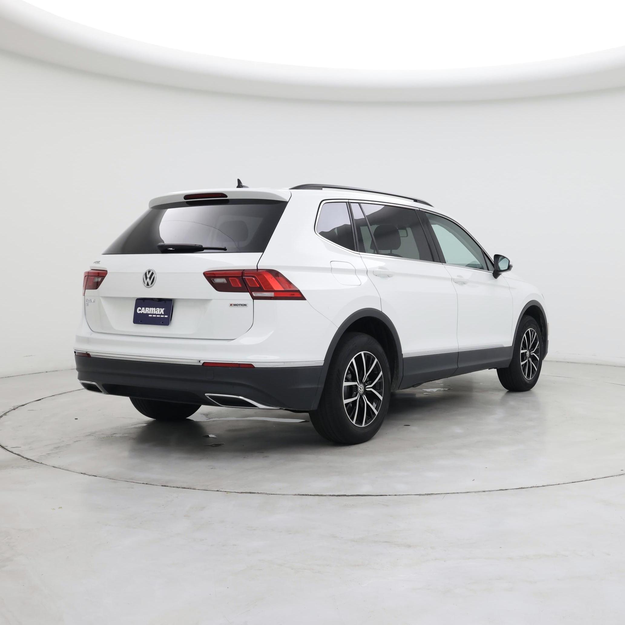 Thumbnail: 2021 Volkswagen Tiguan - 8