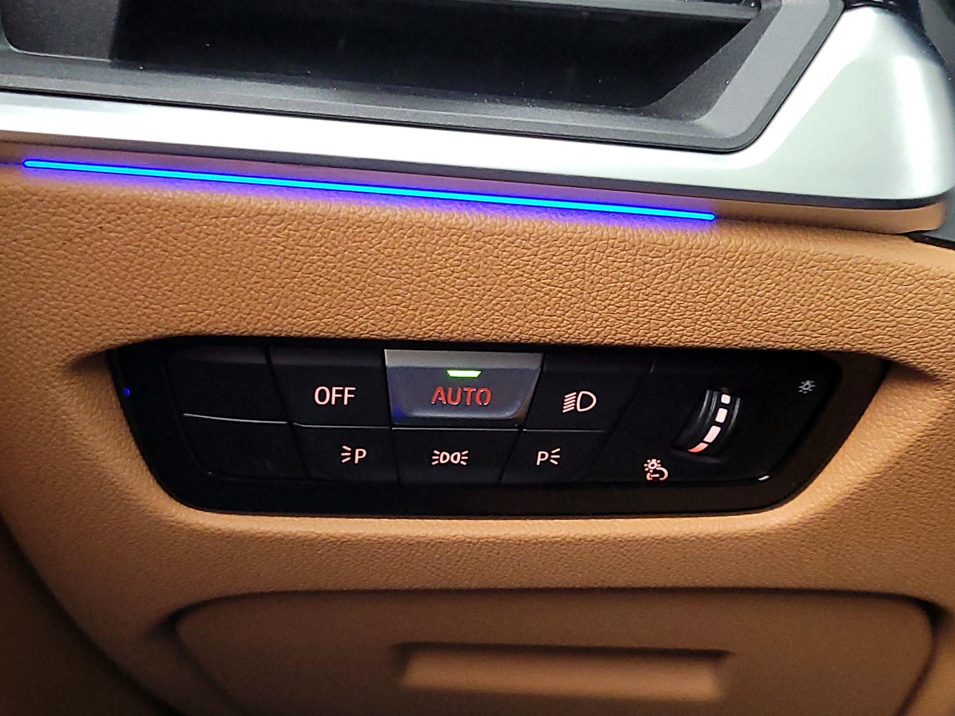 Thumbnail: 2022 BMW 4 Series - 13