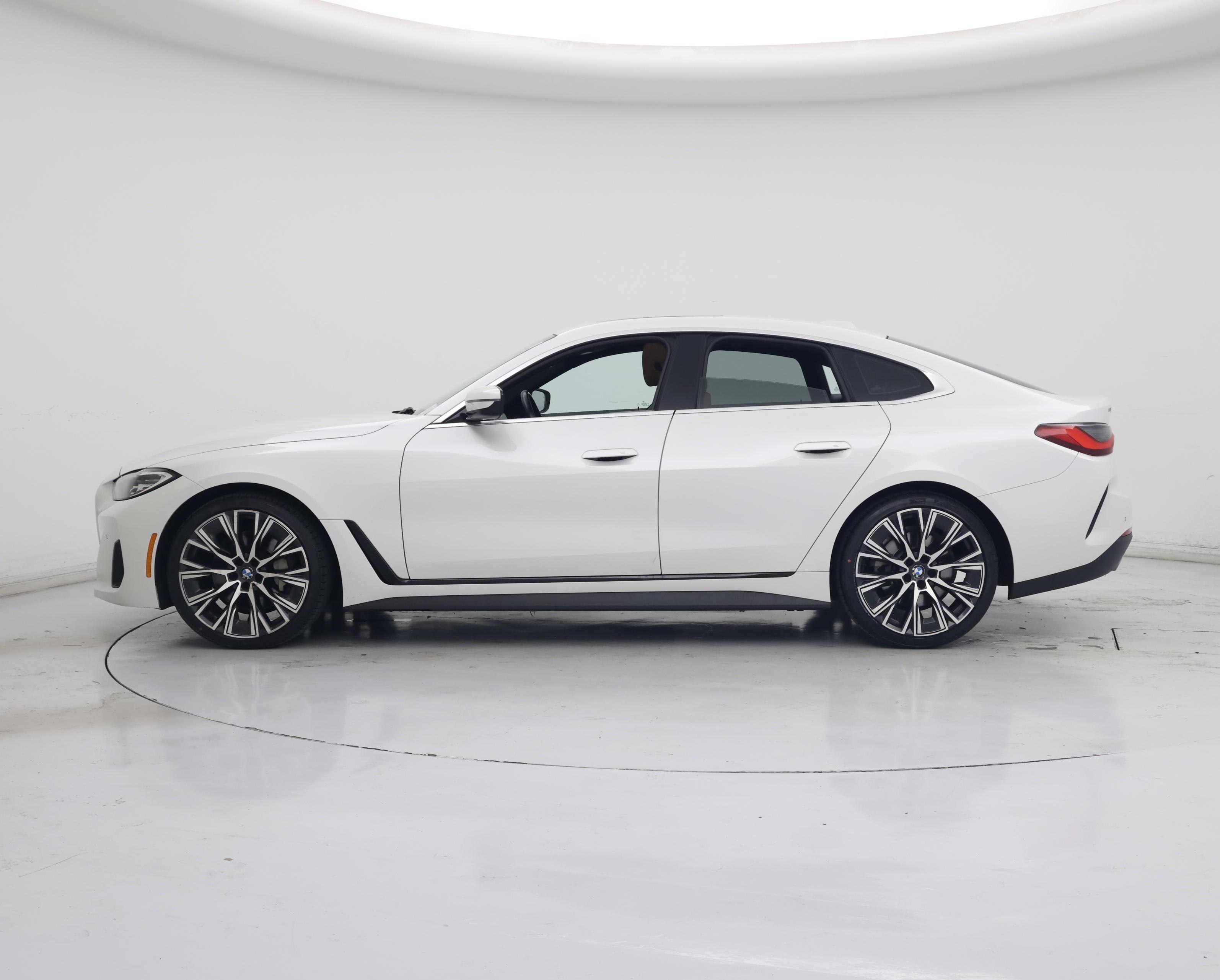 Thumbnail: 2022 BMW 4 Series - 3