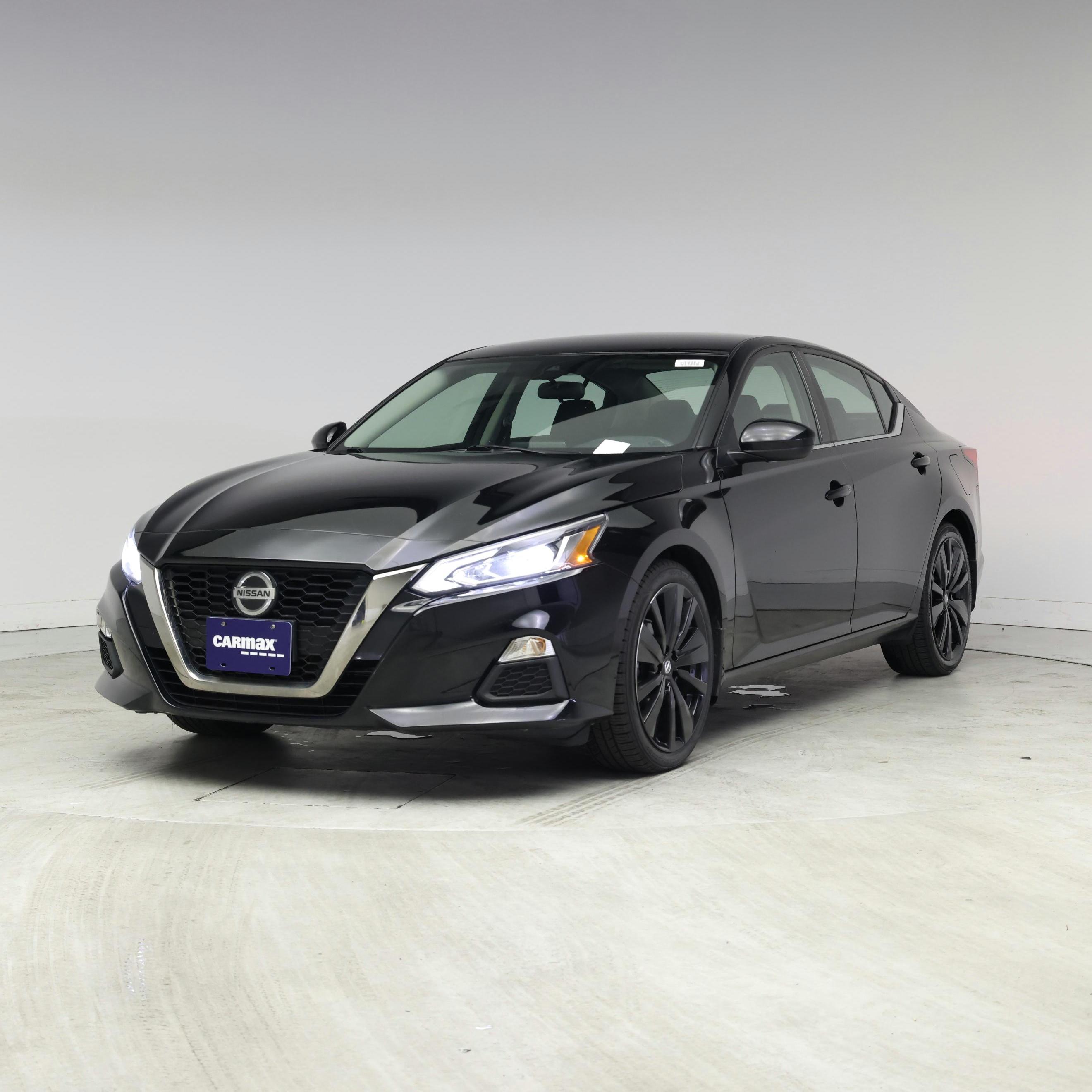 Thumbnail: 2022 Nissan Altima - 4