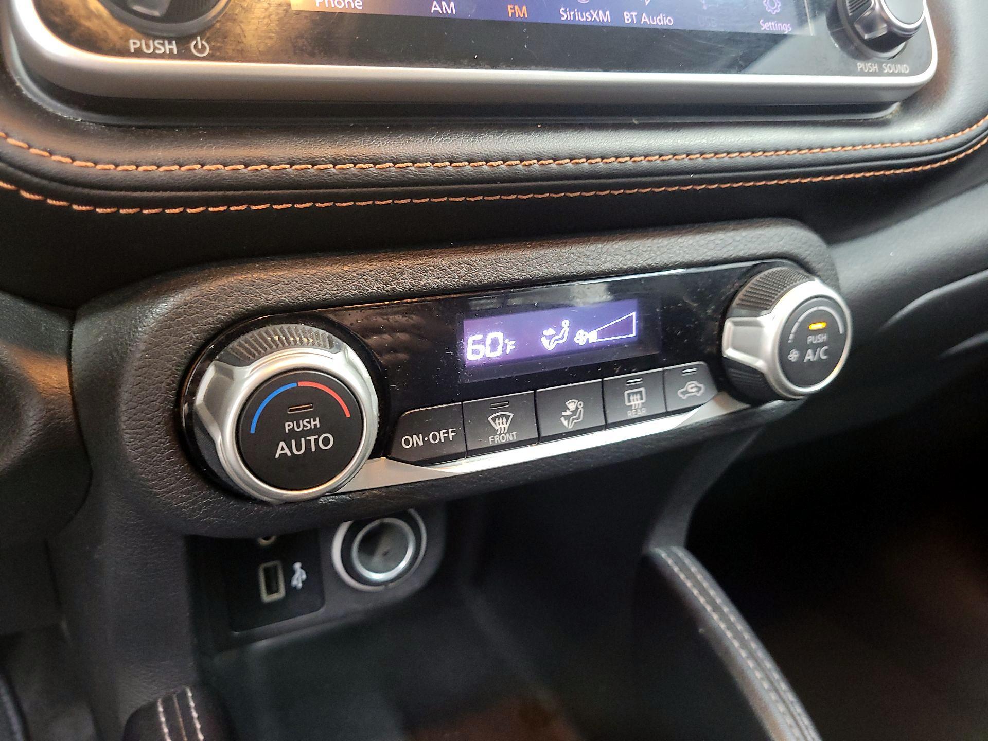 Thumbnail: 2019 Nissan Kicks - 15