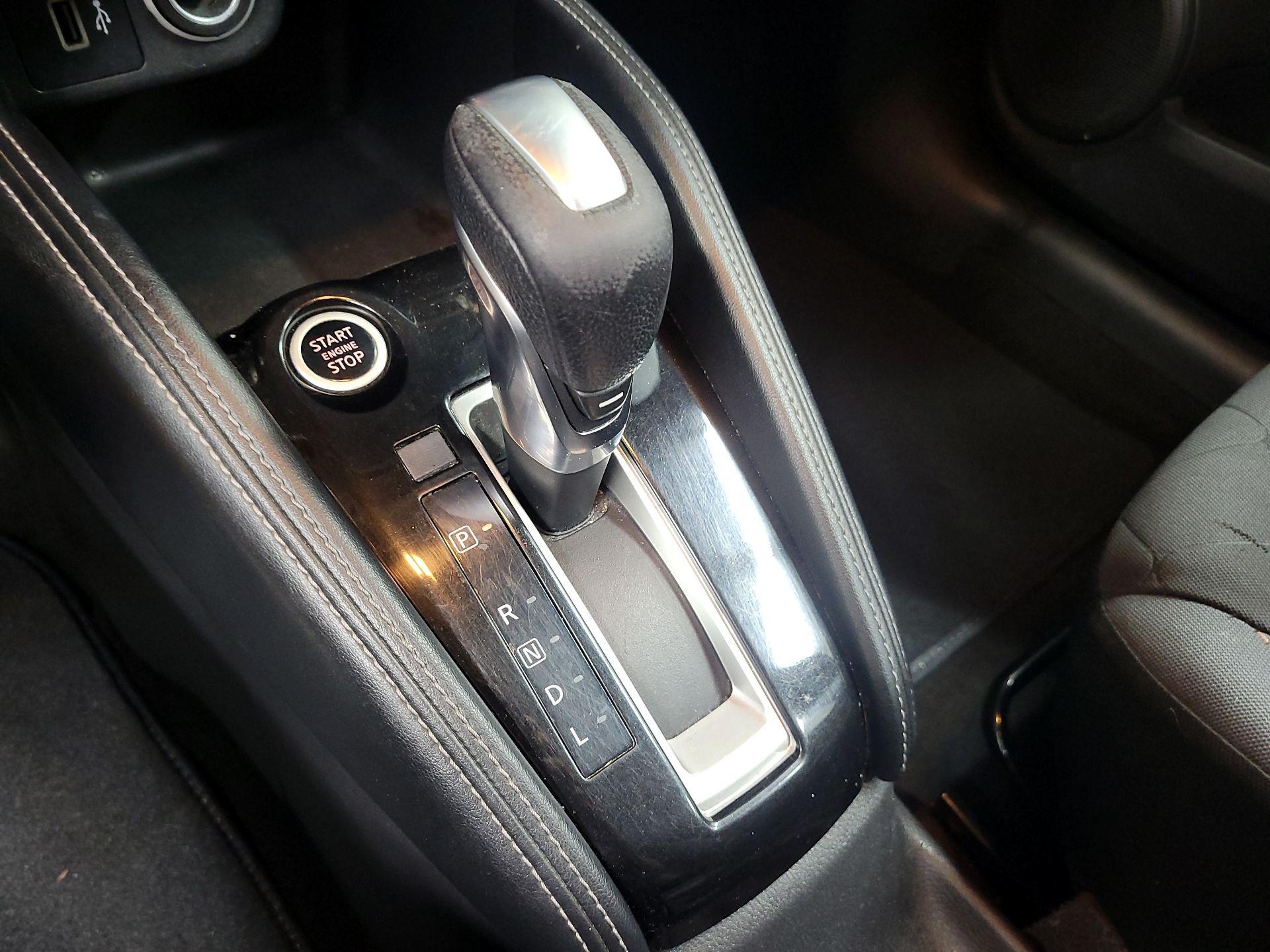 Thumbnail: 2019 Nissan Kicks - 16