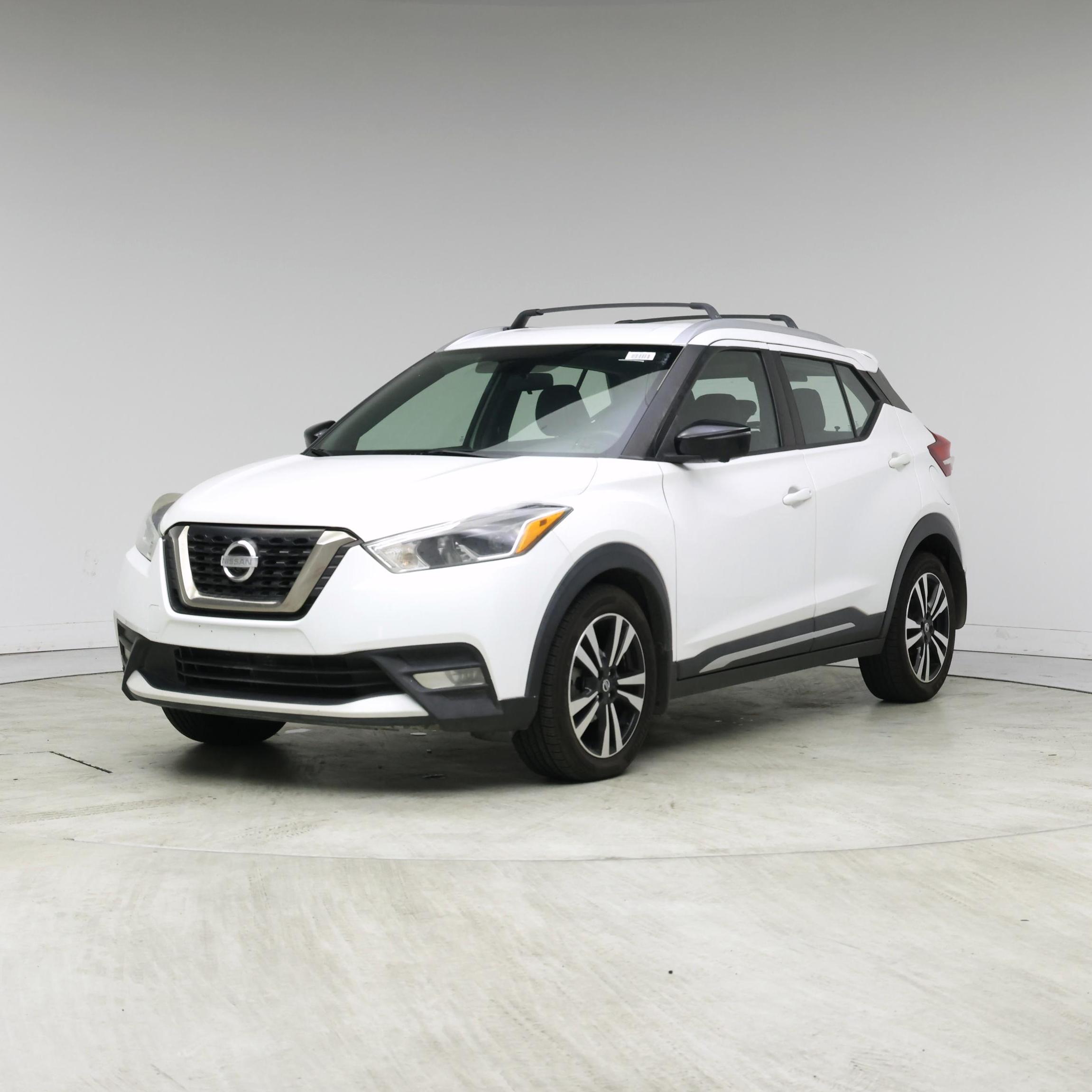 Thumbnail: 2019 Nissan Kicks - 4