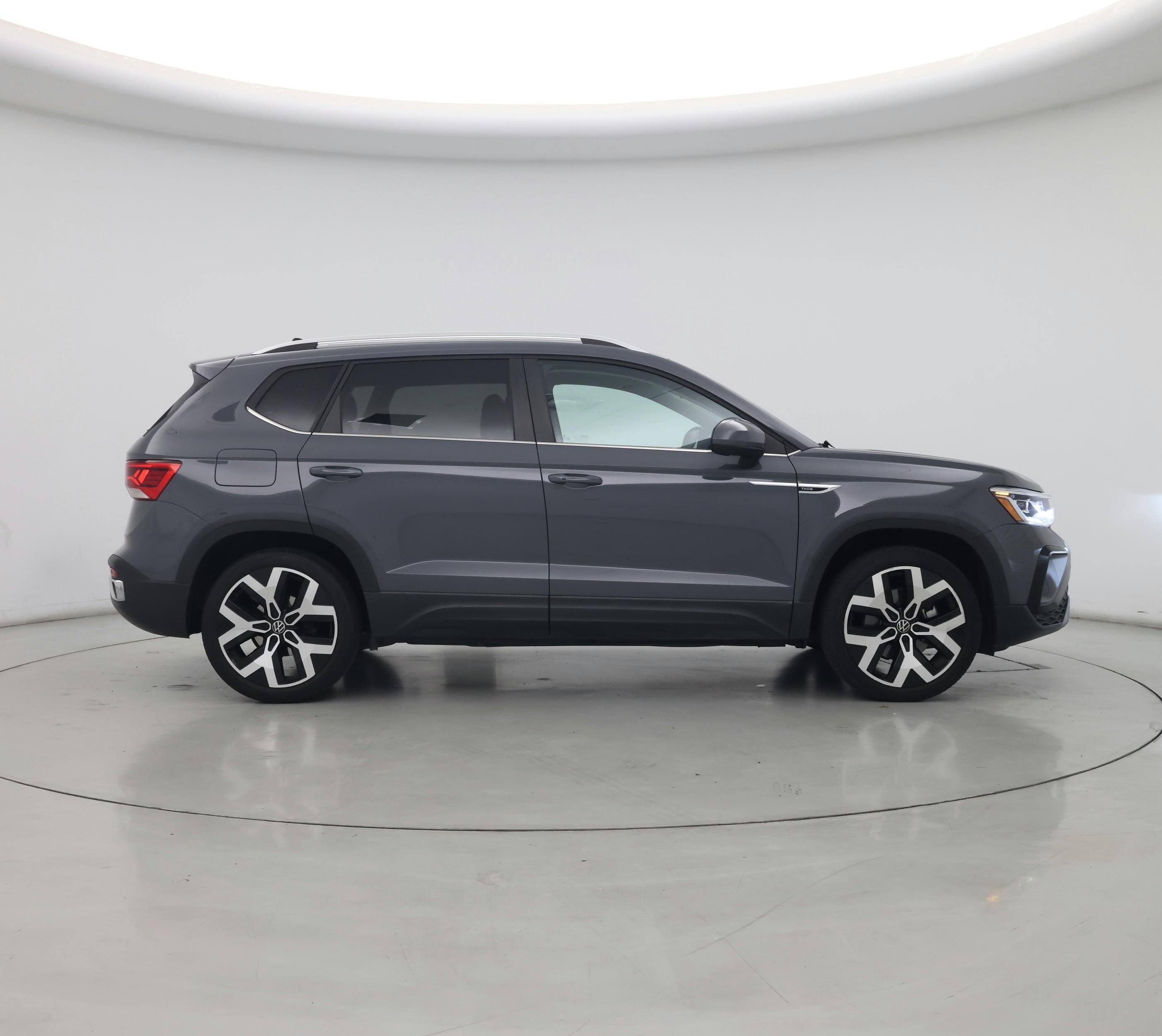 Thumbnail: 2022 Volkswagen Taos - 7