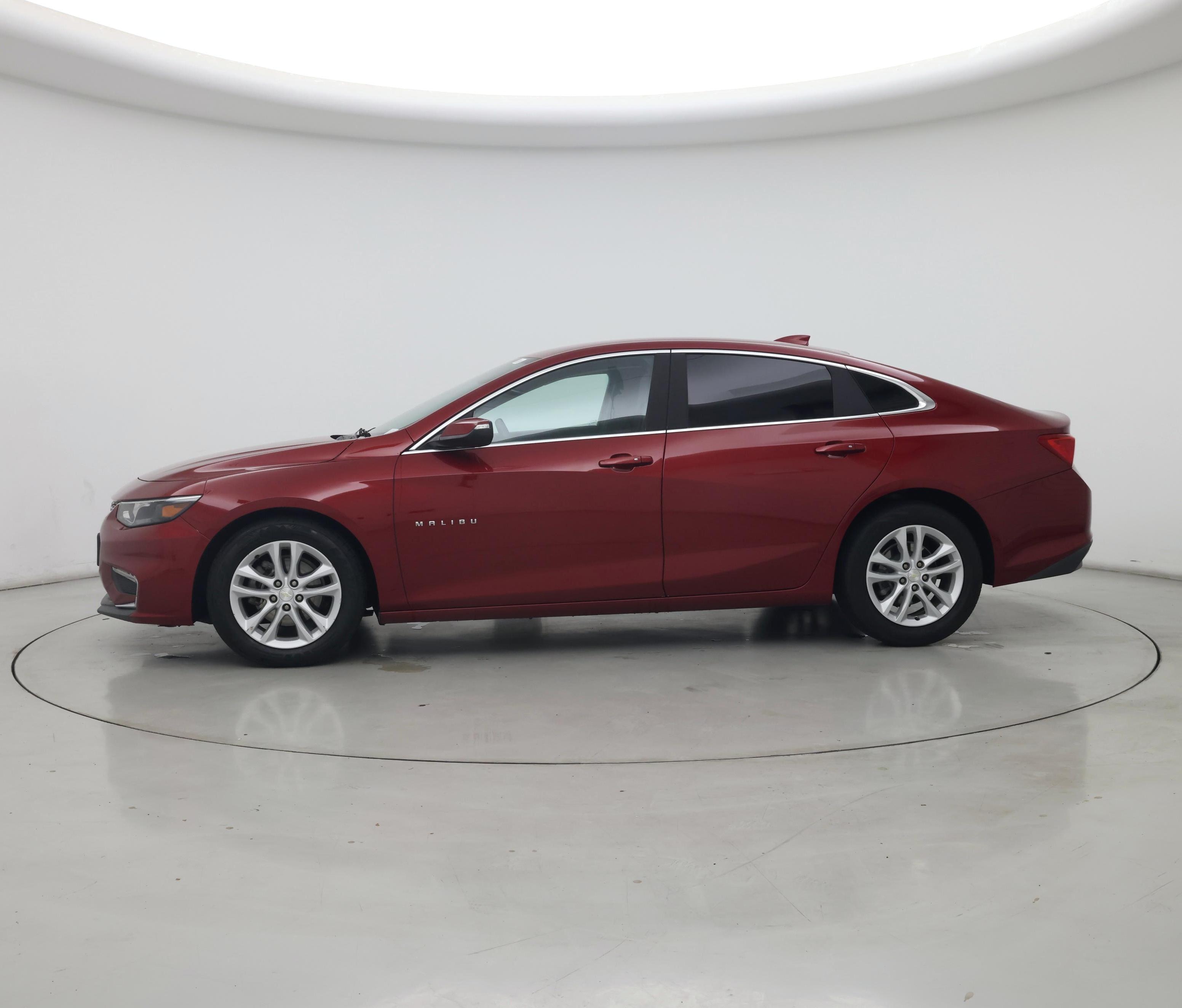 Thumbnail: 2018 Chevrolet Malibu - 3