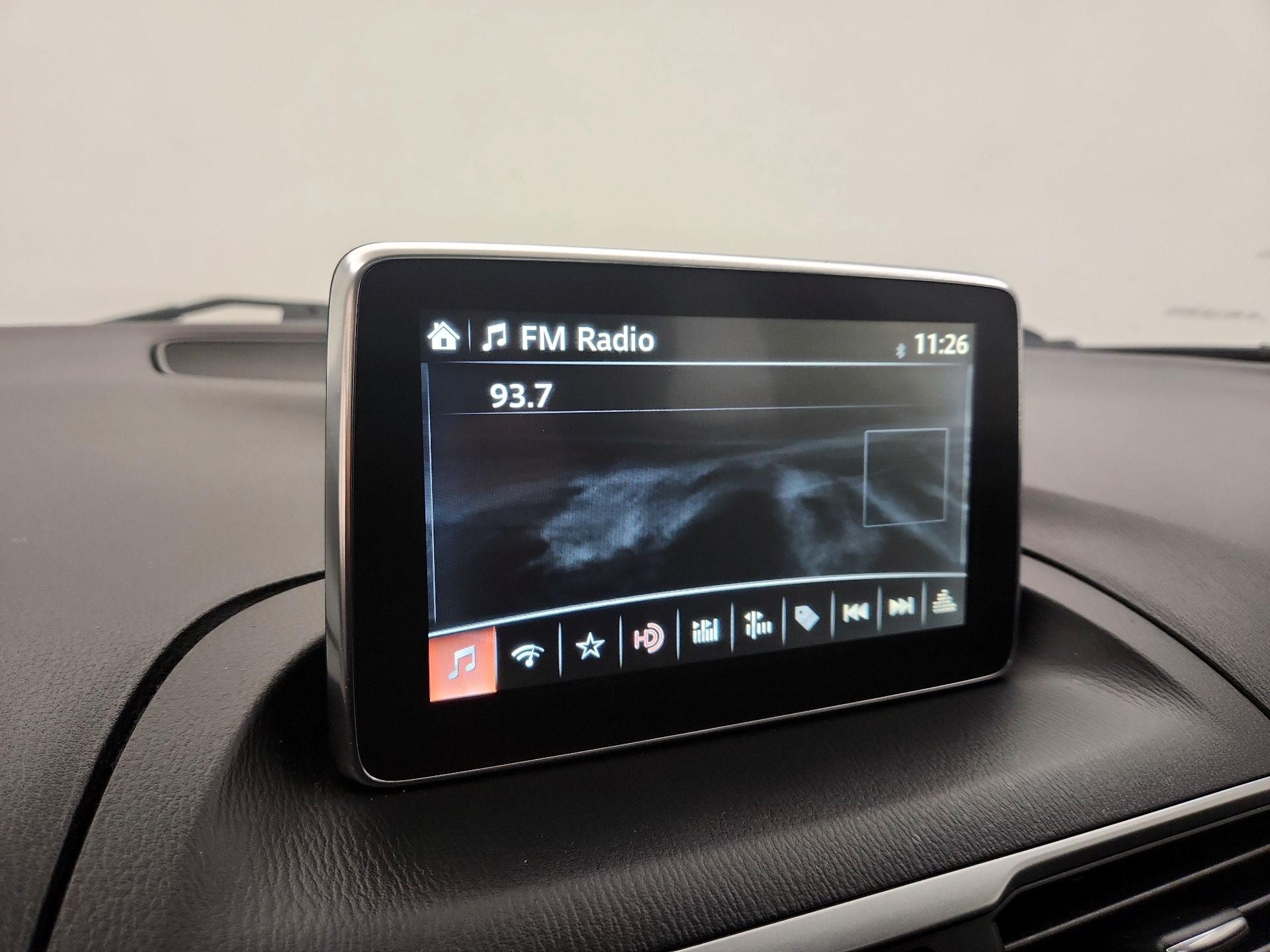 Thumbnail: 2016 Mazda Mazda3 - 15