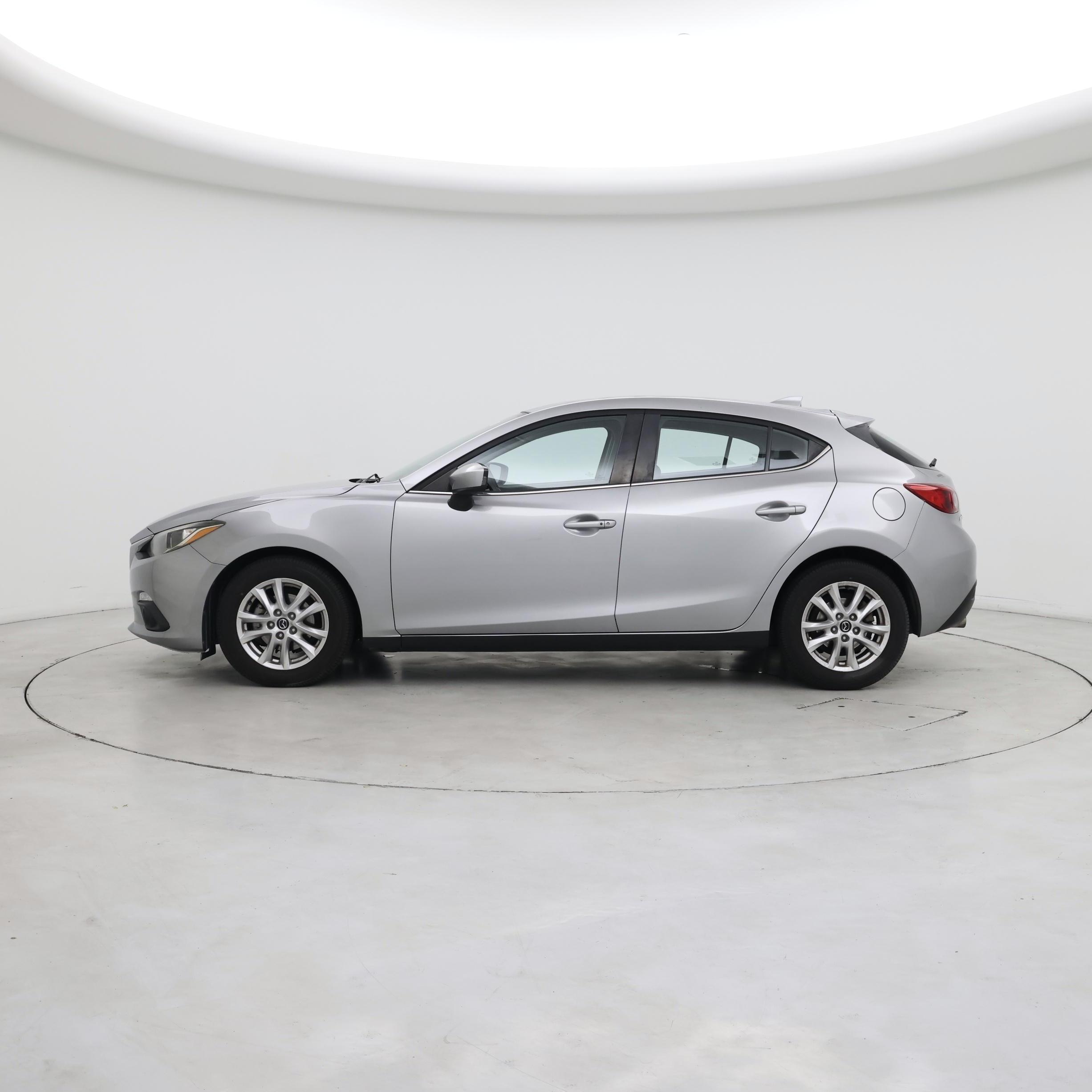 Thumbnail: 2016 Mazda Mazda3 - 3