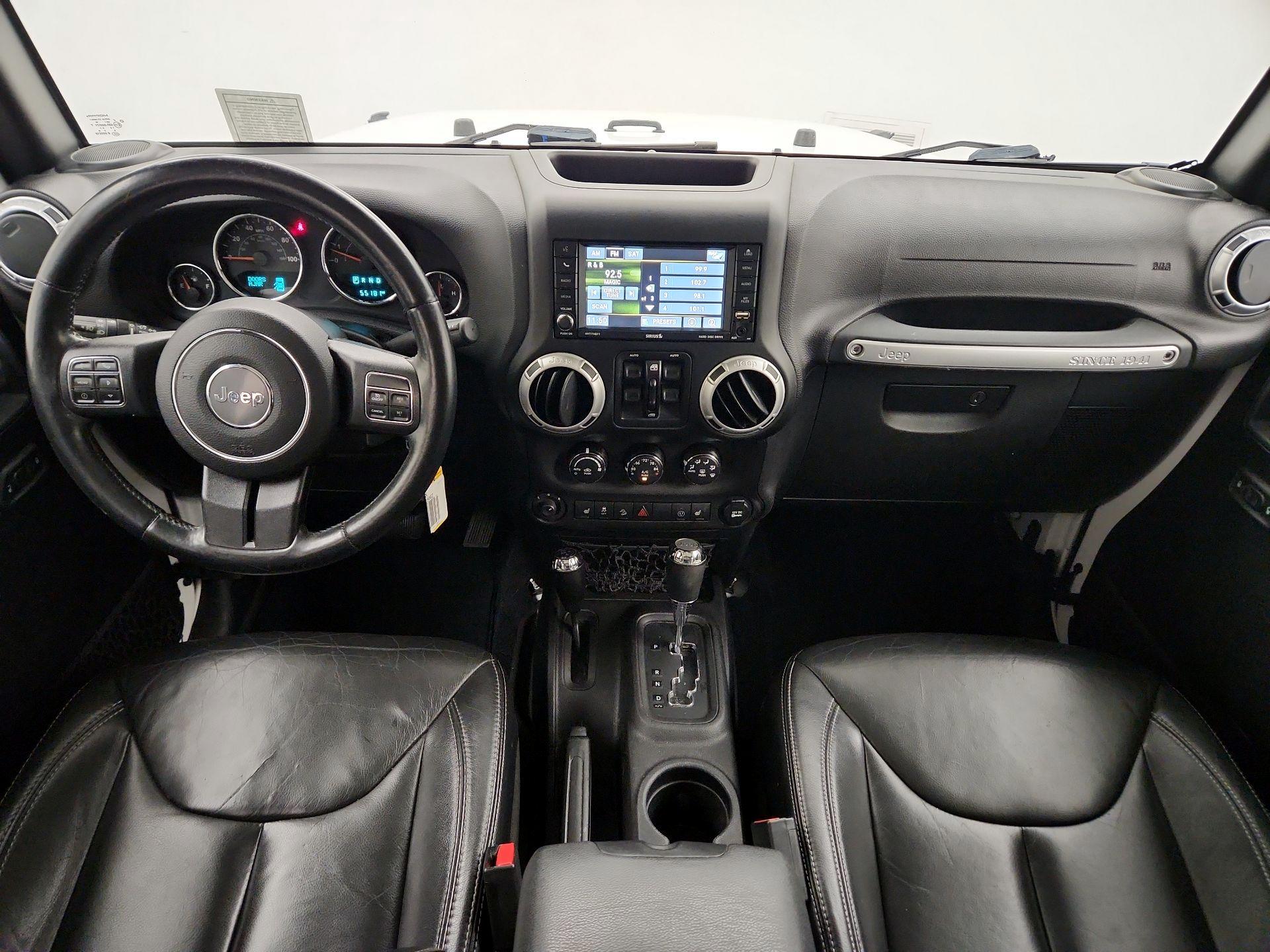 Thumbnail: 2015 Jeep Wrangler - 9