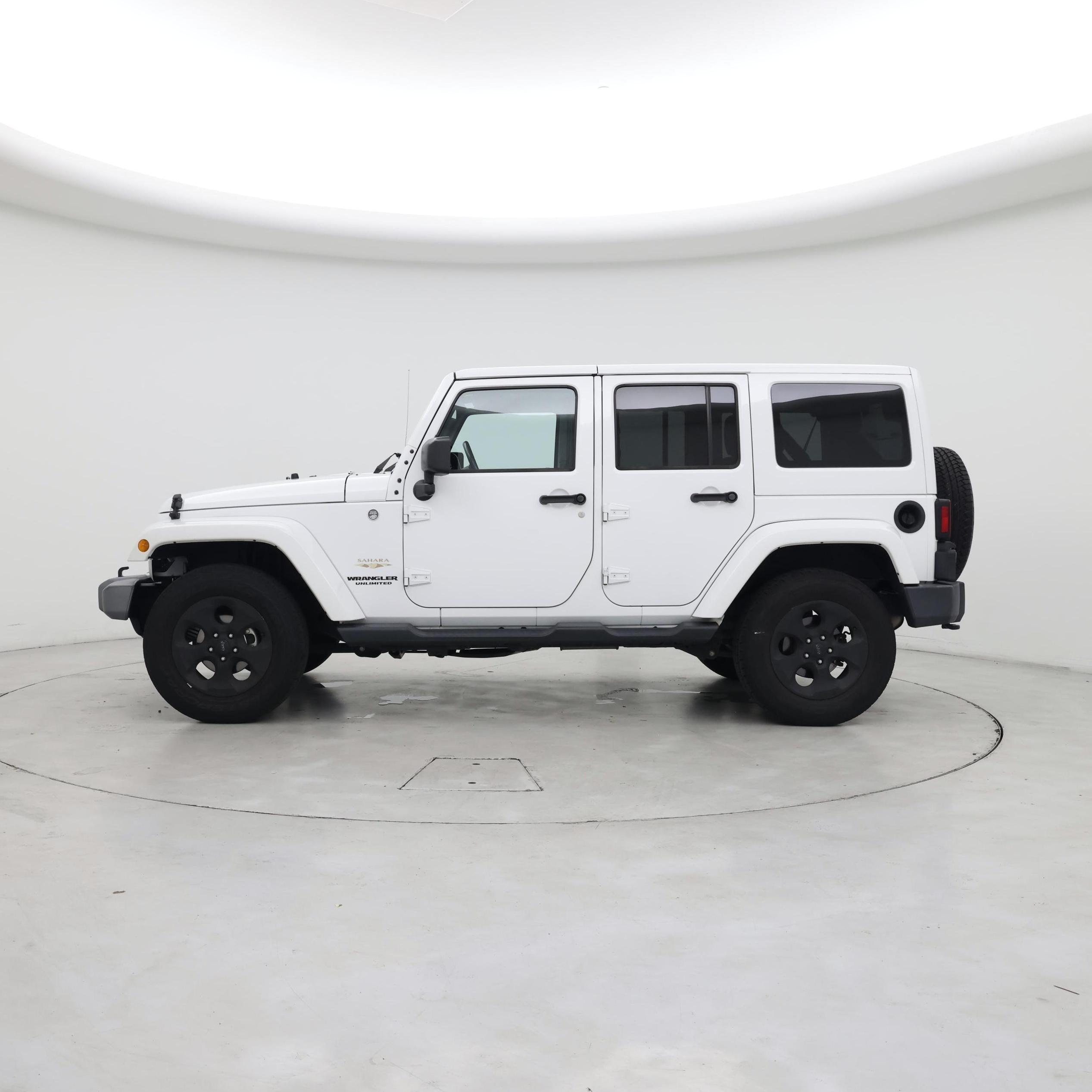 Thumbnail: 2015 Jeep Wrangler - 3