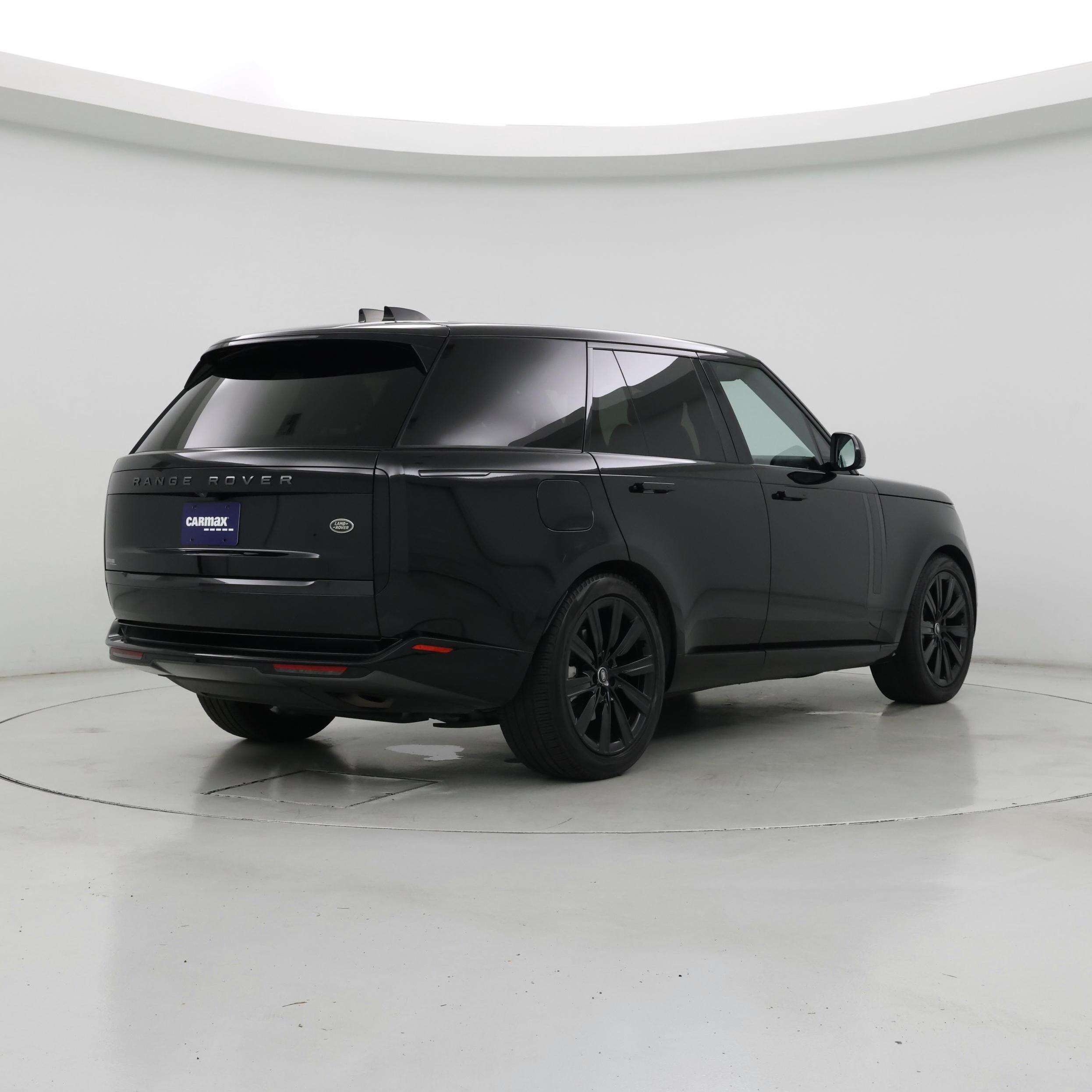 Thumbnail: 2023 Land Rover Range Rover - 8